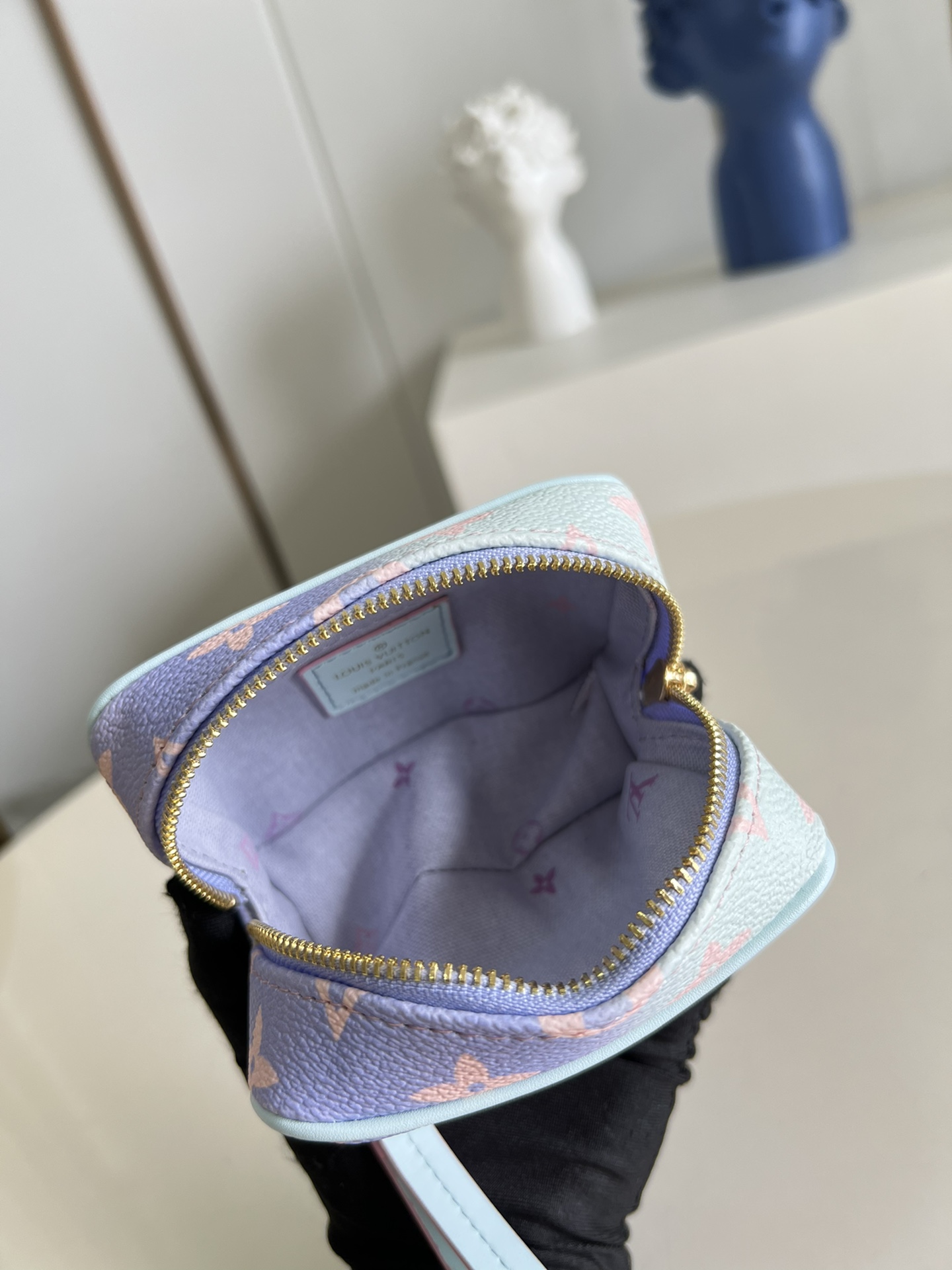 L*ouis V*uitton Top Bag 11*8*4CM