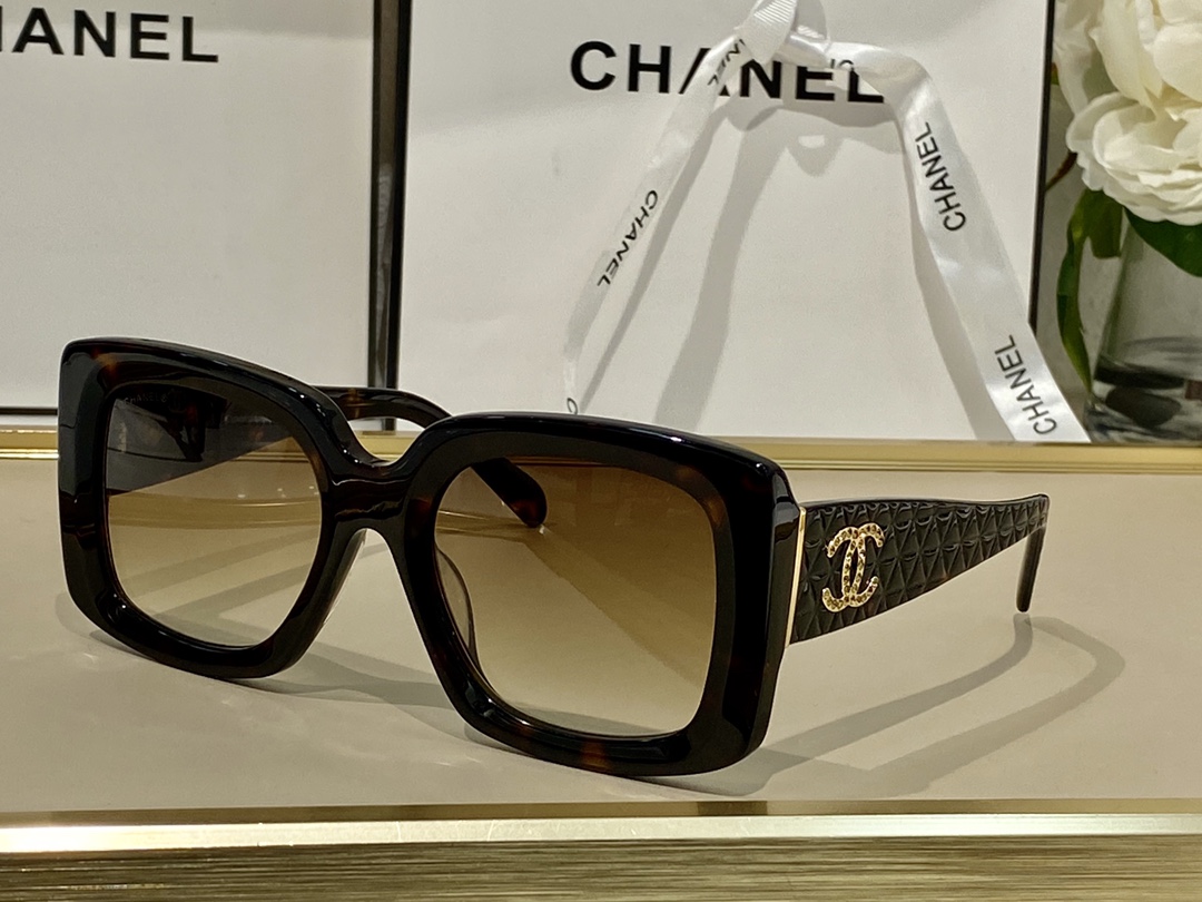 C*hanel Glasses Top