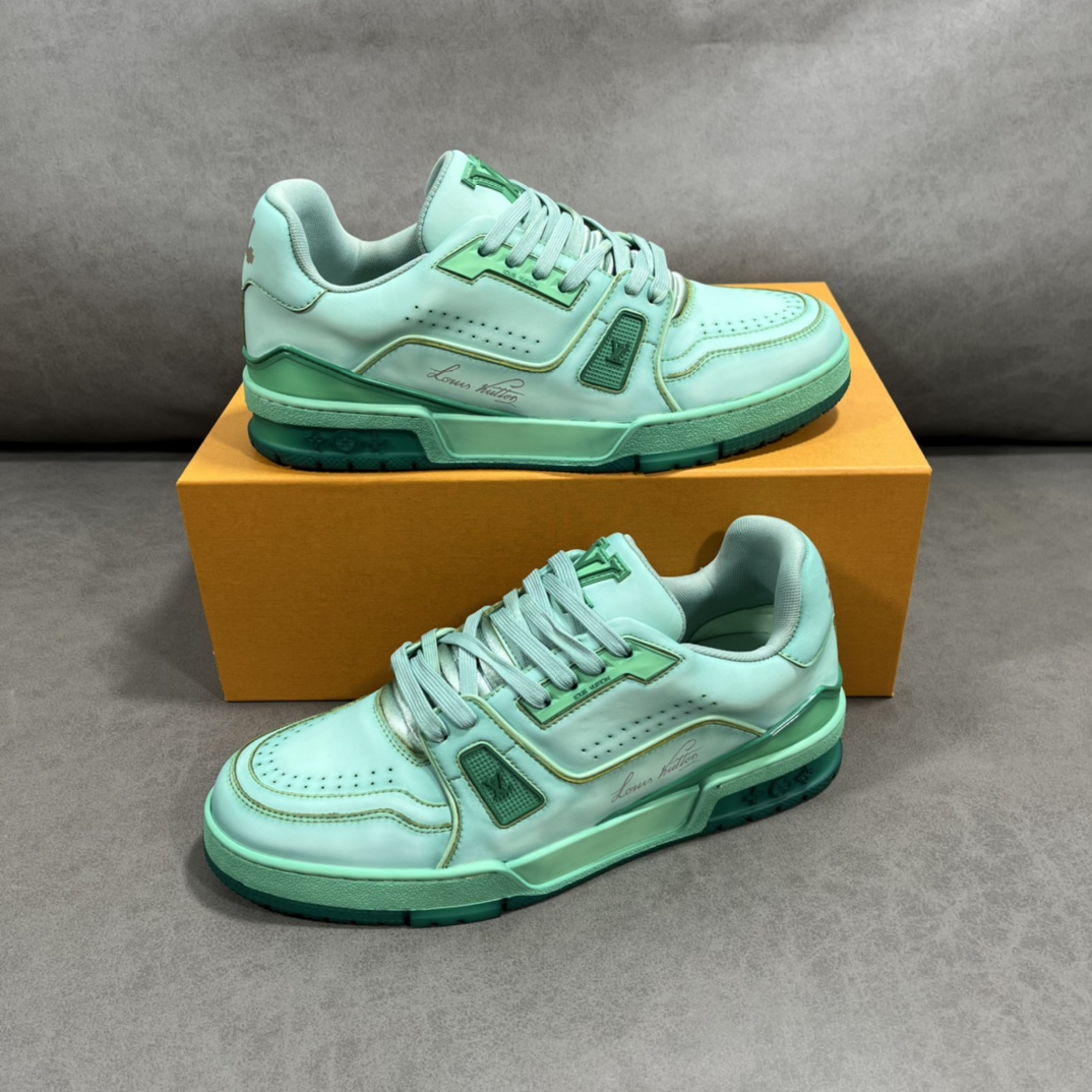 Men L*ouis V*uitton Top Sneakers