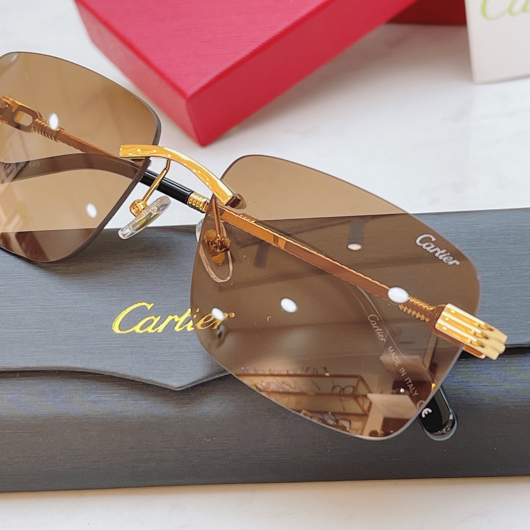 C*artier Glasses Top