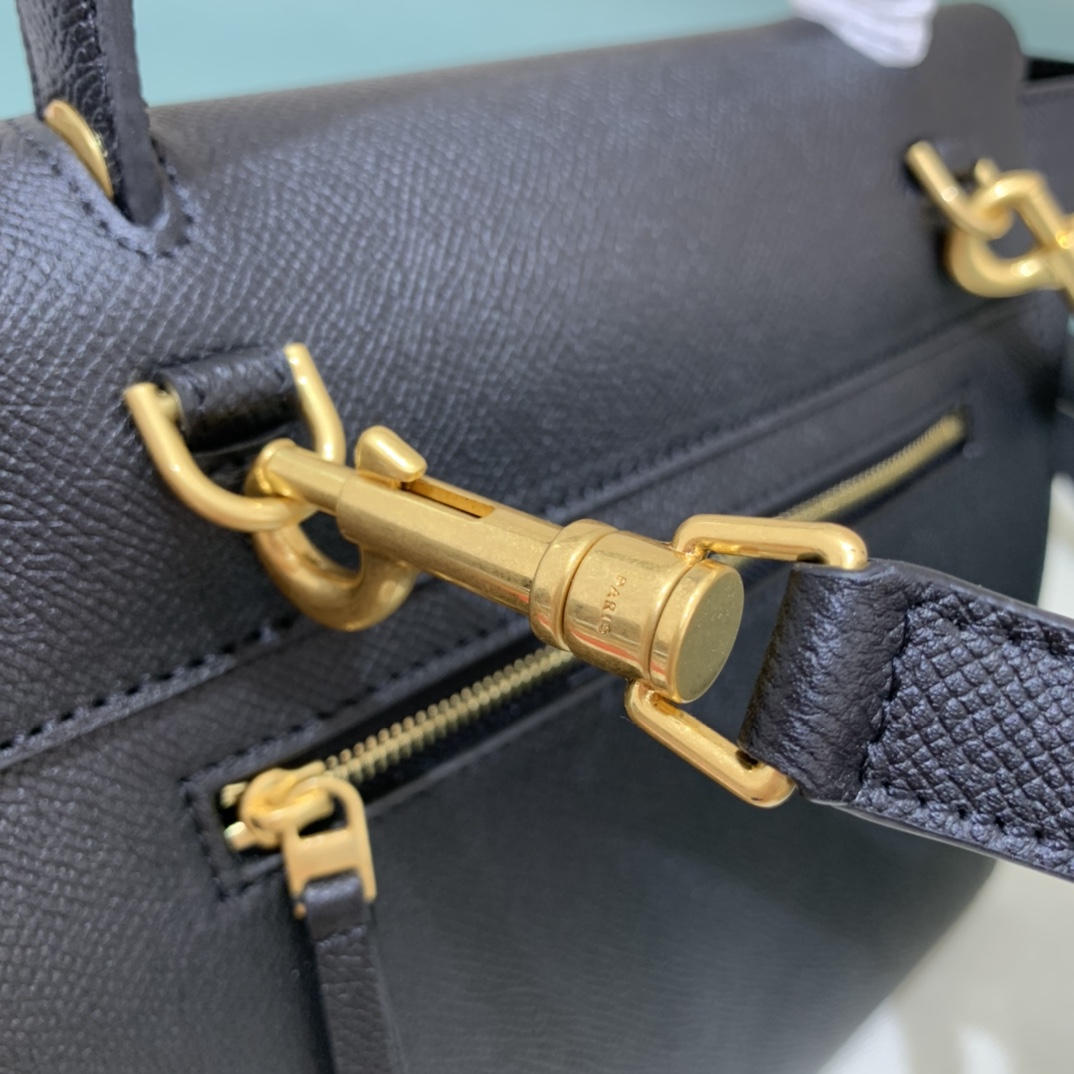 C* eline Top Bag 24cm