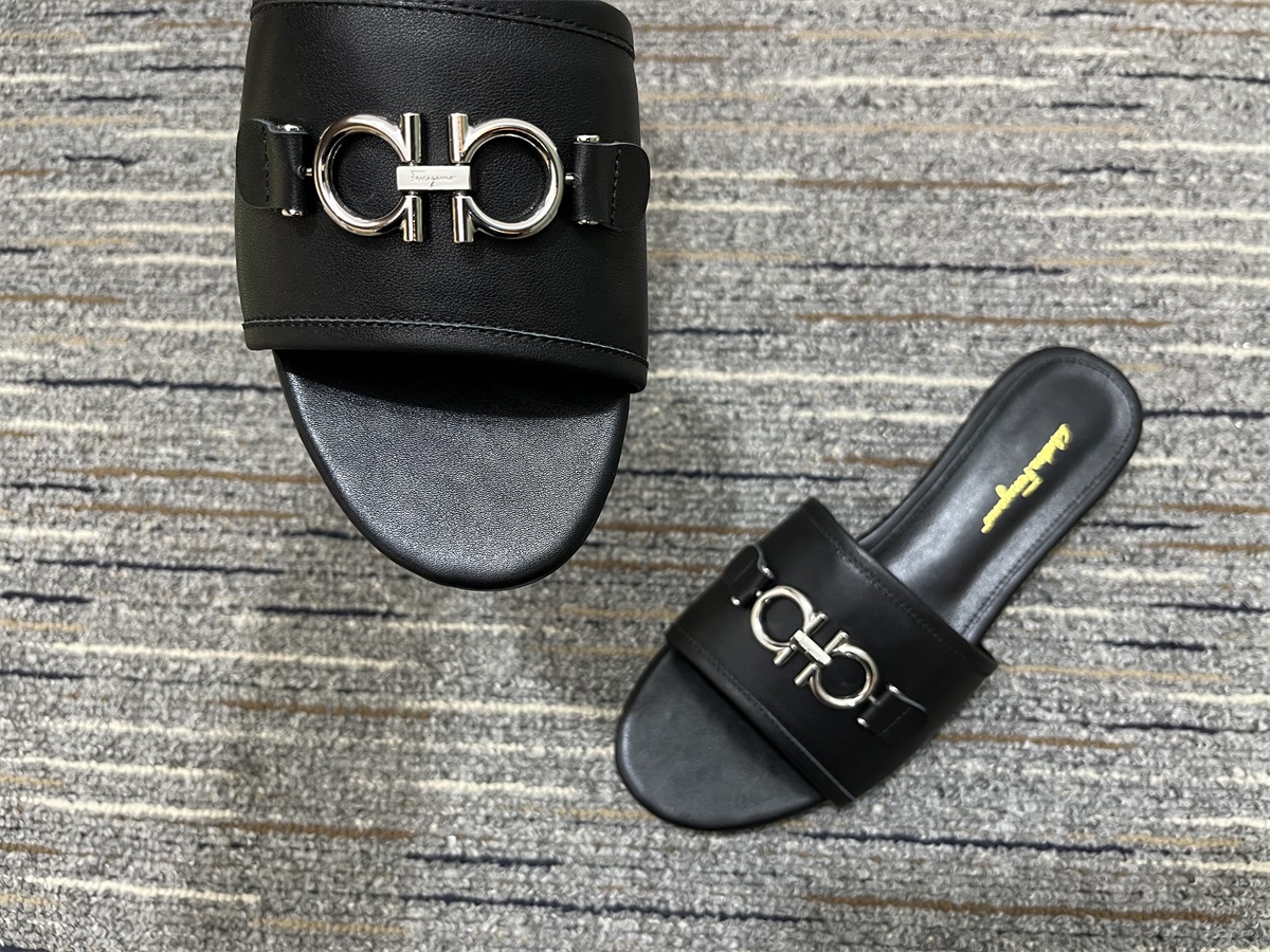 Women F*erragamo Top Sandals