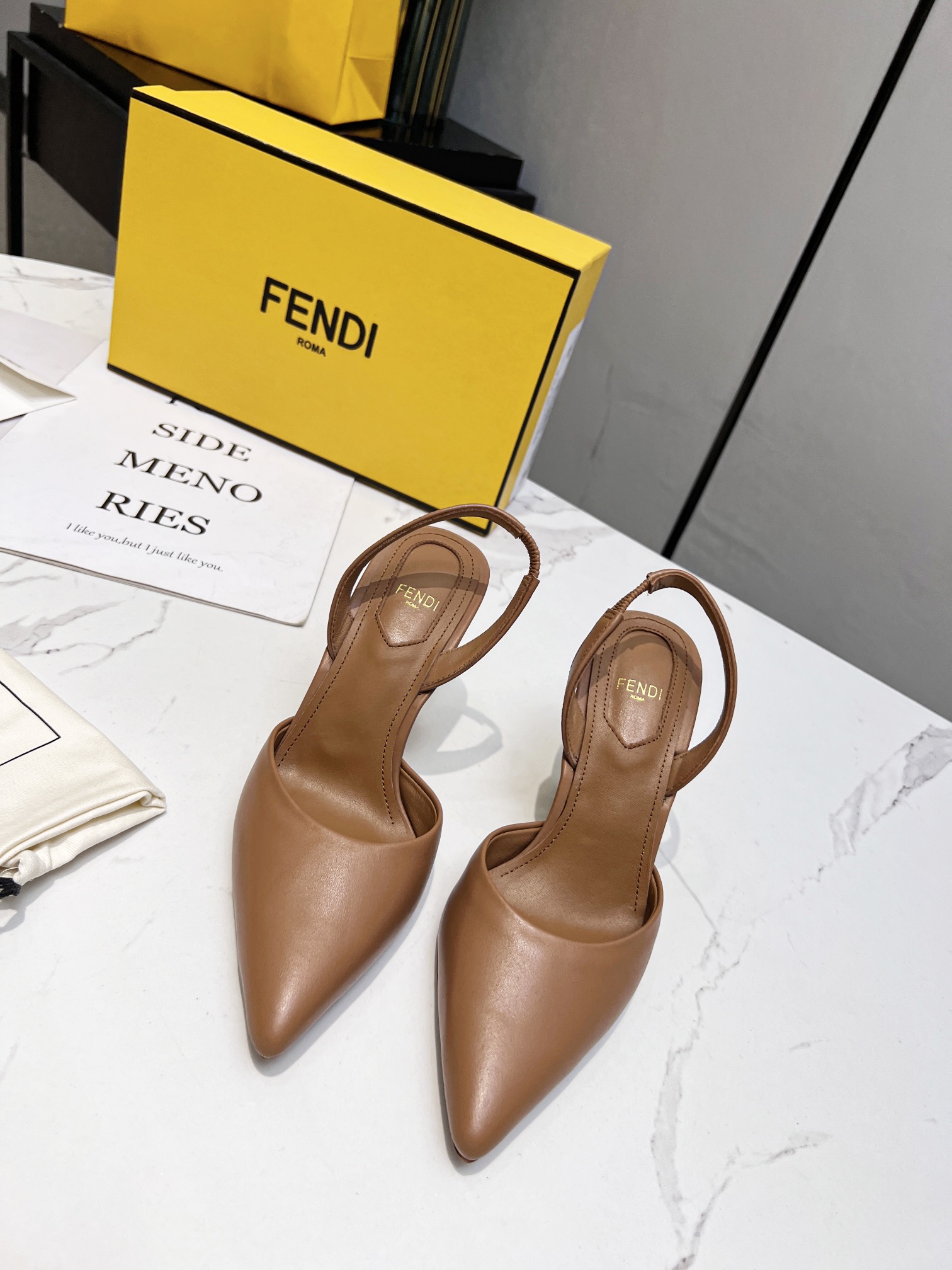 Women F*endi Top Quality Sandals