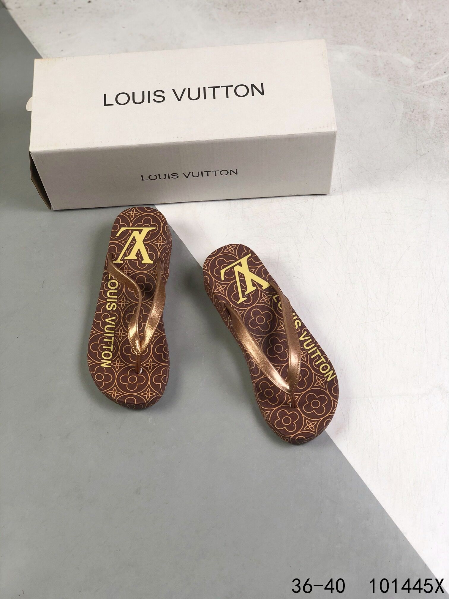 Women L*ouis V*uitton Top Slippers
