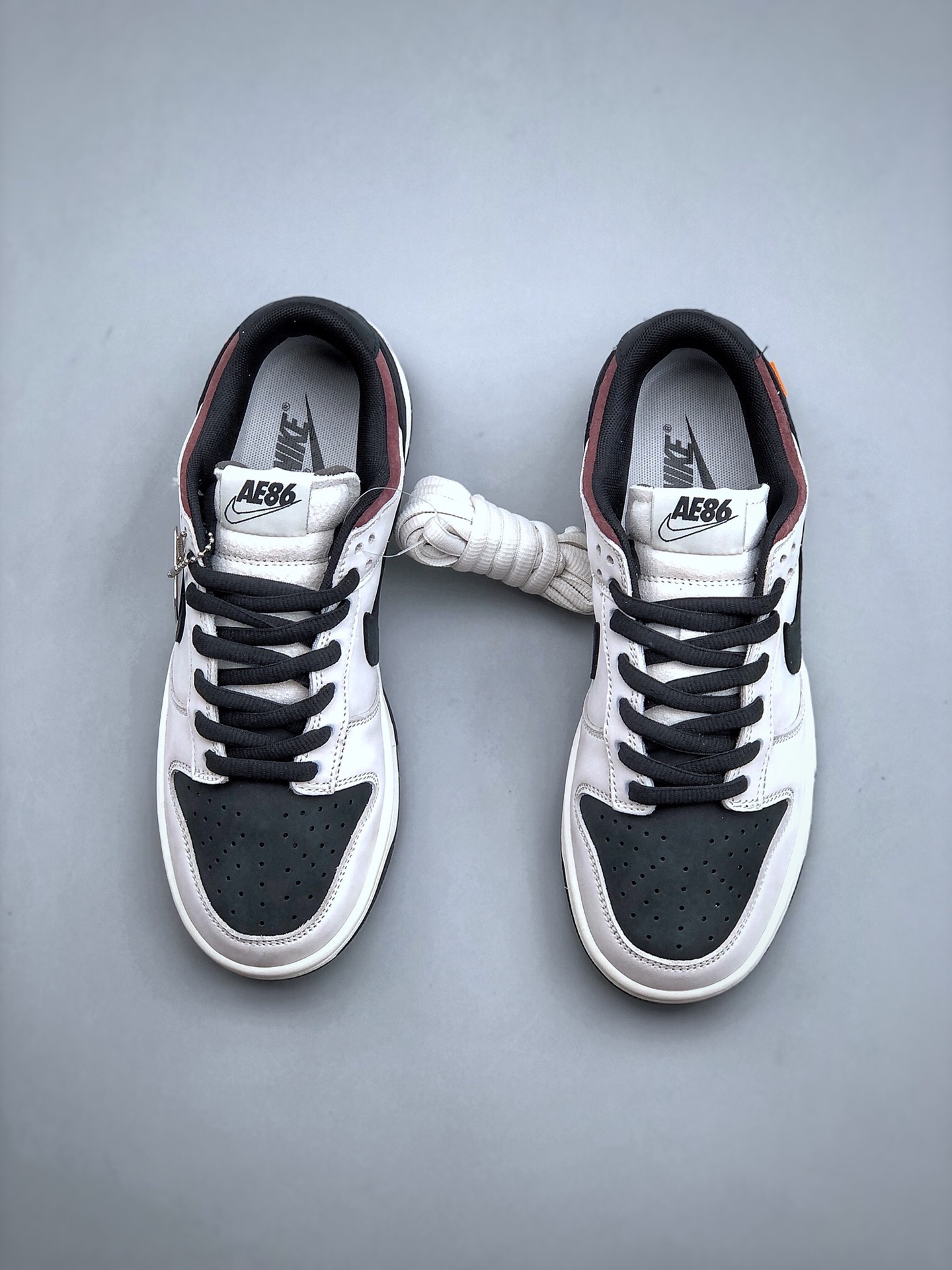 from Nike Dunk SB LOW