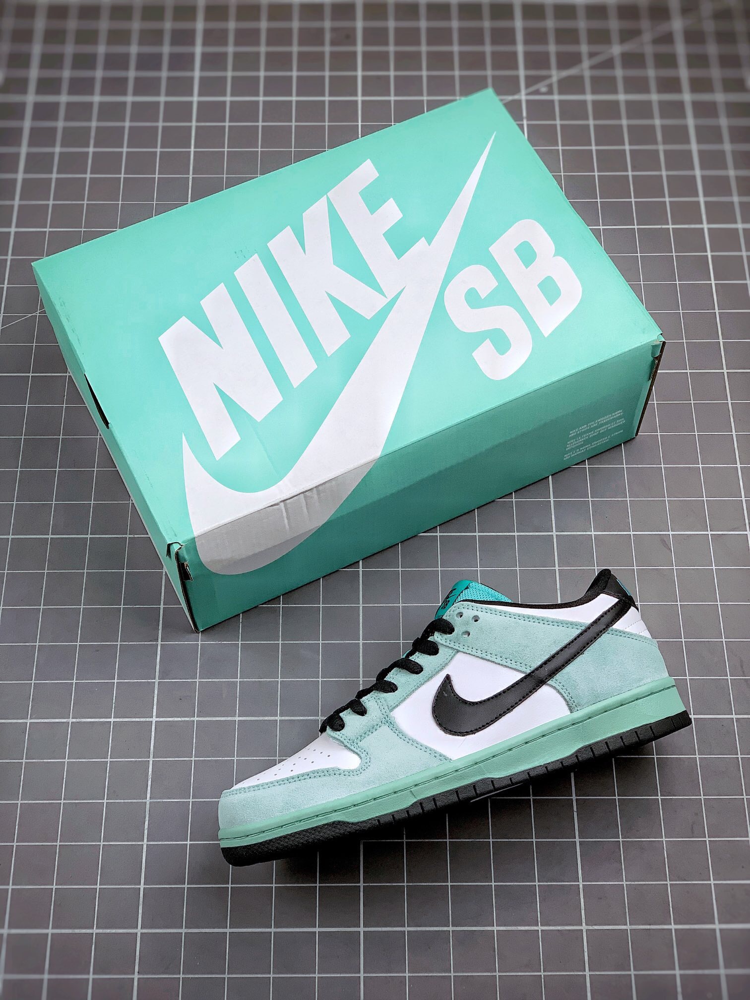 from nike sb dunk low