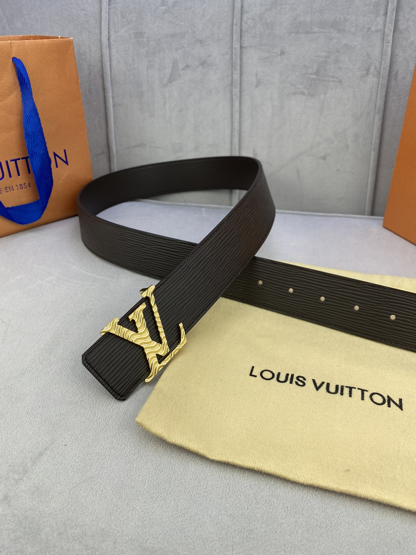 L*ouis V*uitton Belts Top Quality 40MM