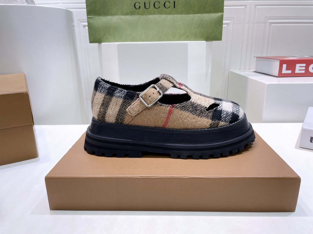 Women B*urberry Top Sneaker