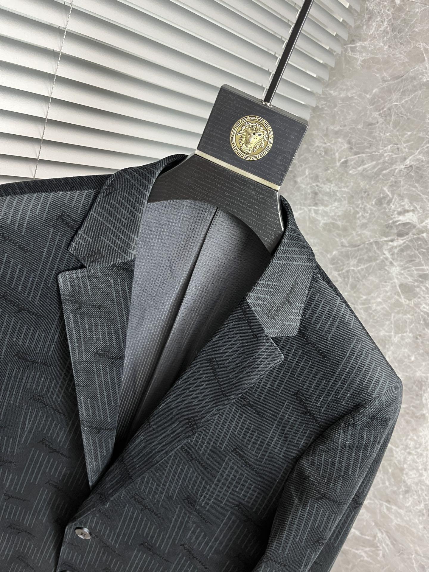 Men Jacket/Sweater Top Quality