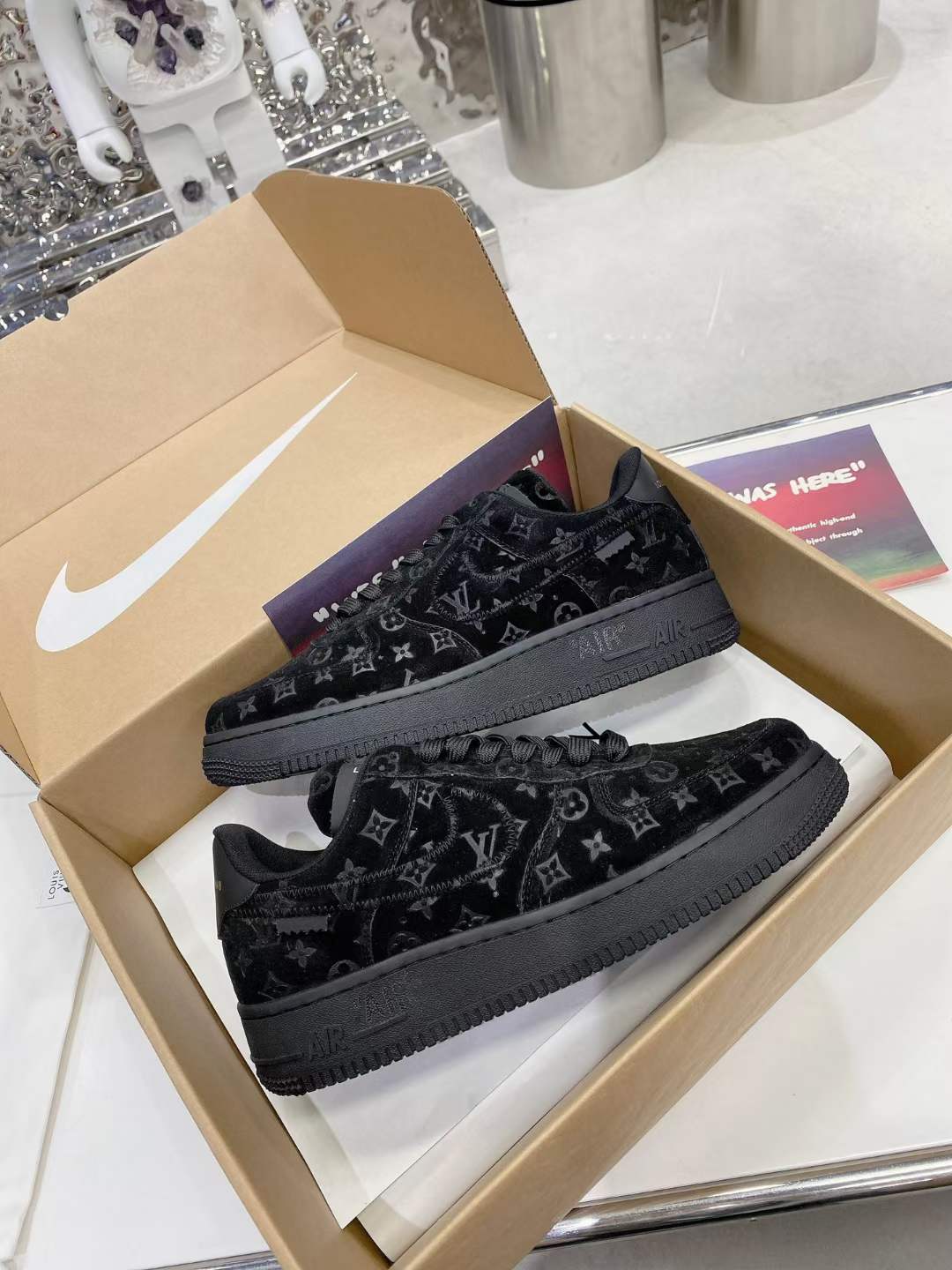 from Men Women L*ouis V*uitton x NIKE Air force1 22ss