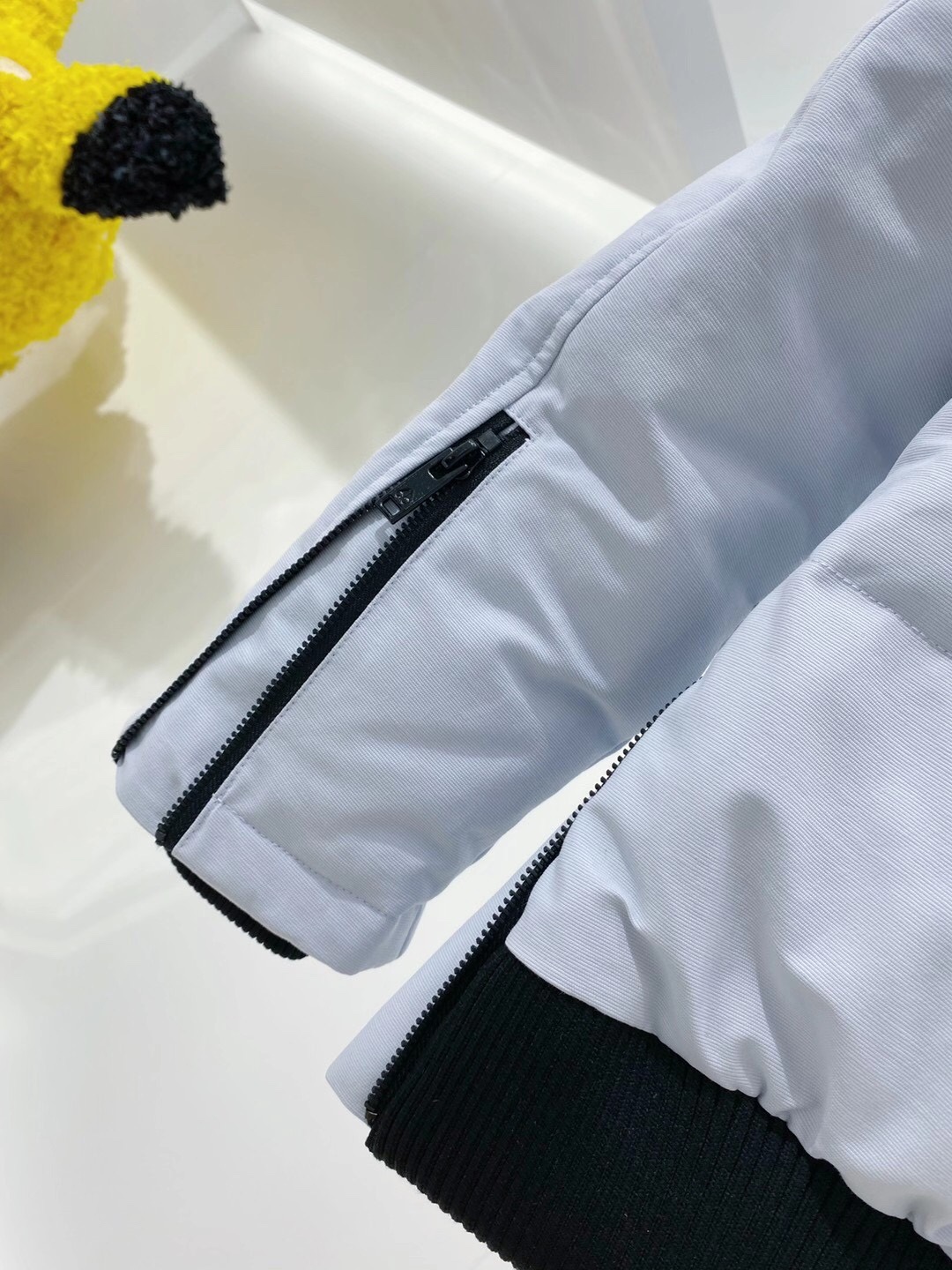 Men Women Down jacket Maikesneakers