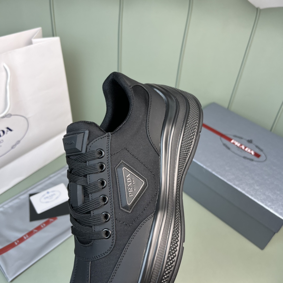 Men P*rada Top Sneaker （ ）