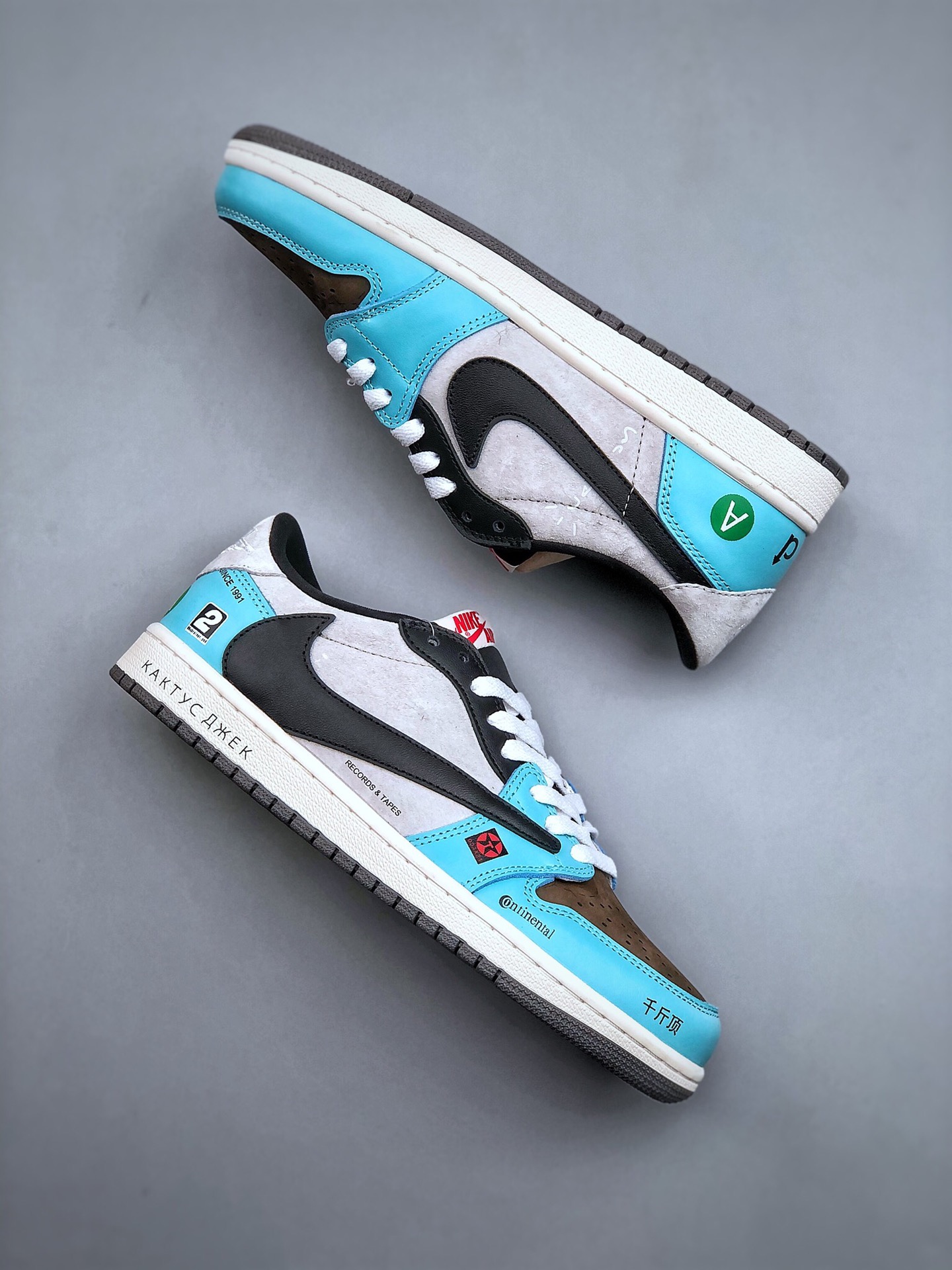 T*ravis S*cott Nike Air Jordan 1 low AJ1 DM7866-009