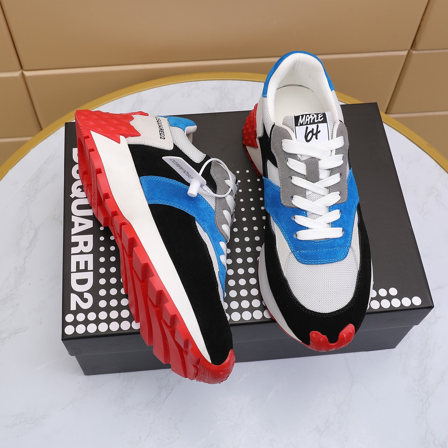 Men O*ff W*hite Top Sneakers