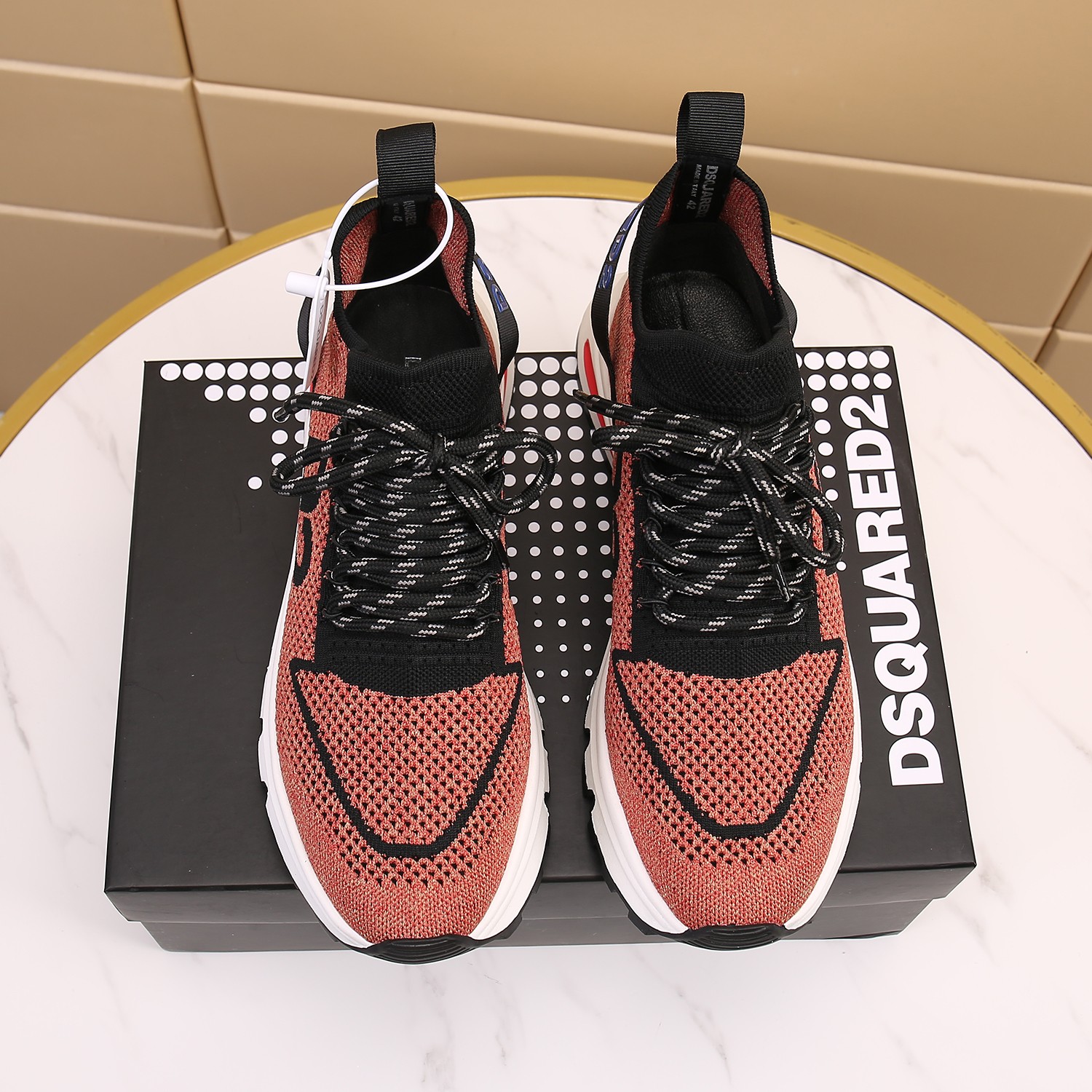 Men O*ff W*hite Top Sneakers