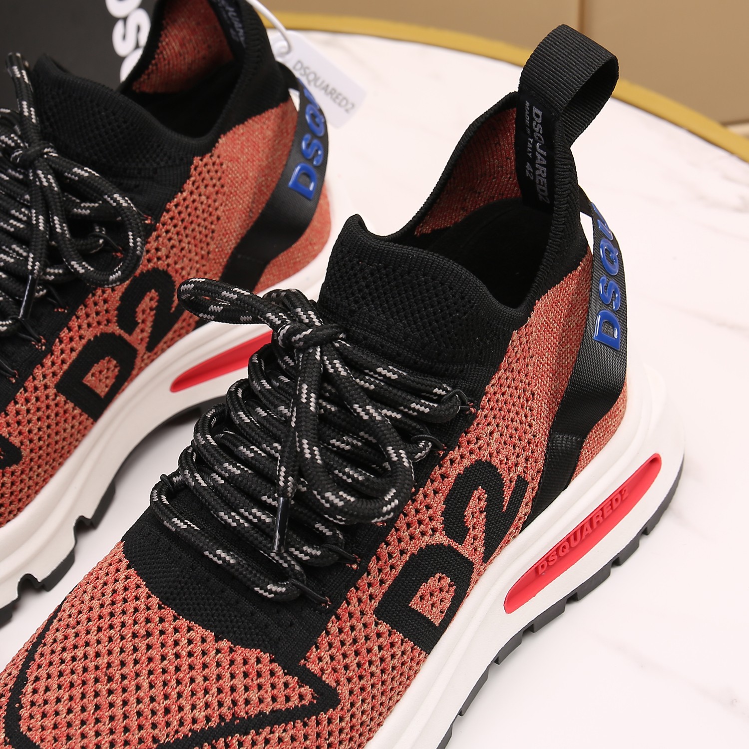 Men O*ff W*hite Top Sneakers