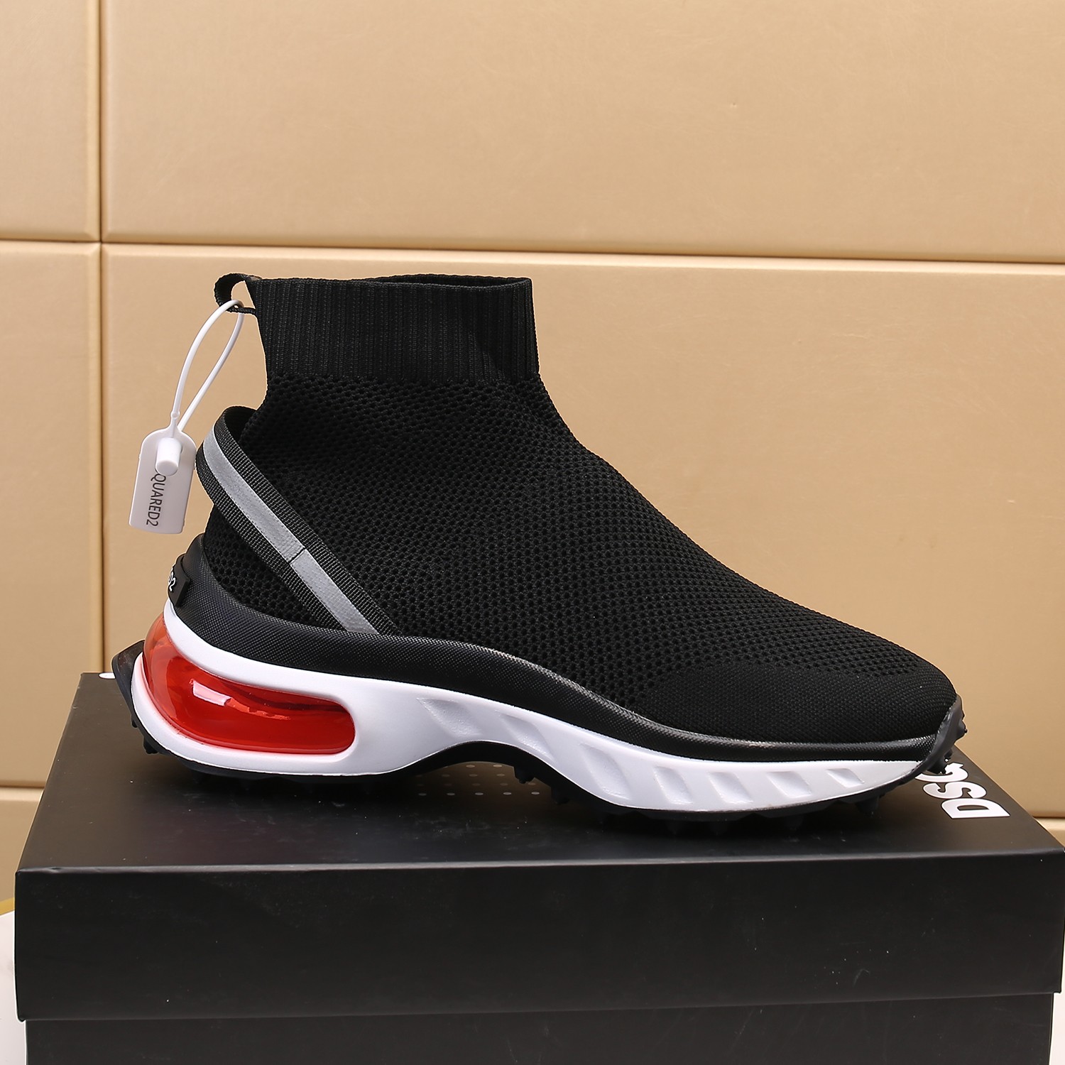 Men O*ff W*hite Top Sneakers