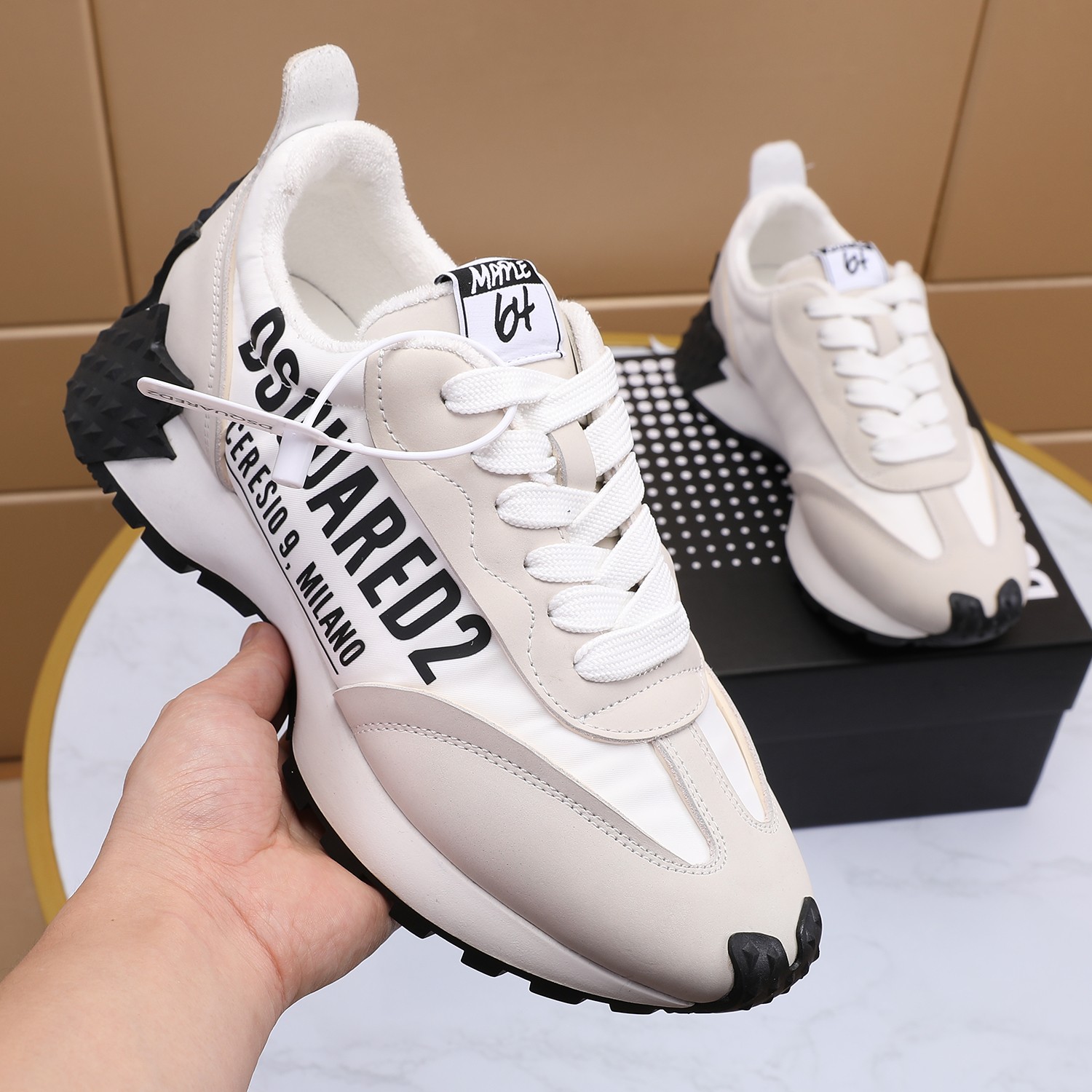 Men O*ff W*hite Top Sneakers