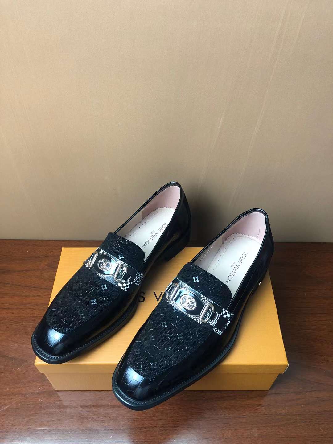 Men L*ouis V*uitton Top Sneaker （）