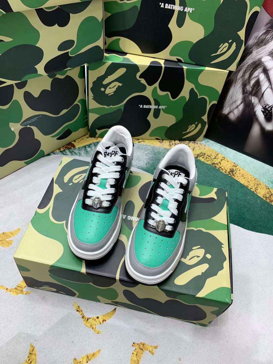 Men Women B*ape sta low Top Sneaker