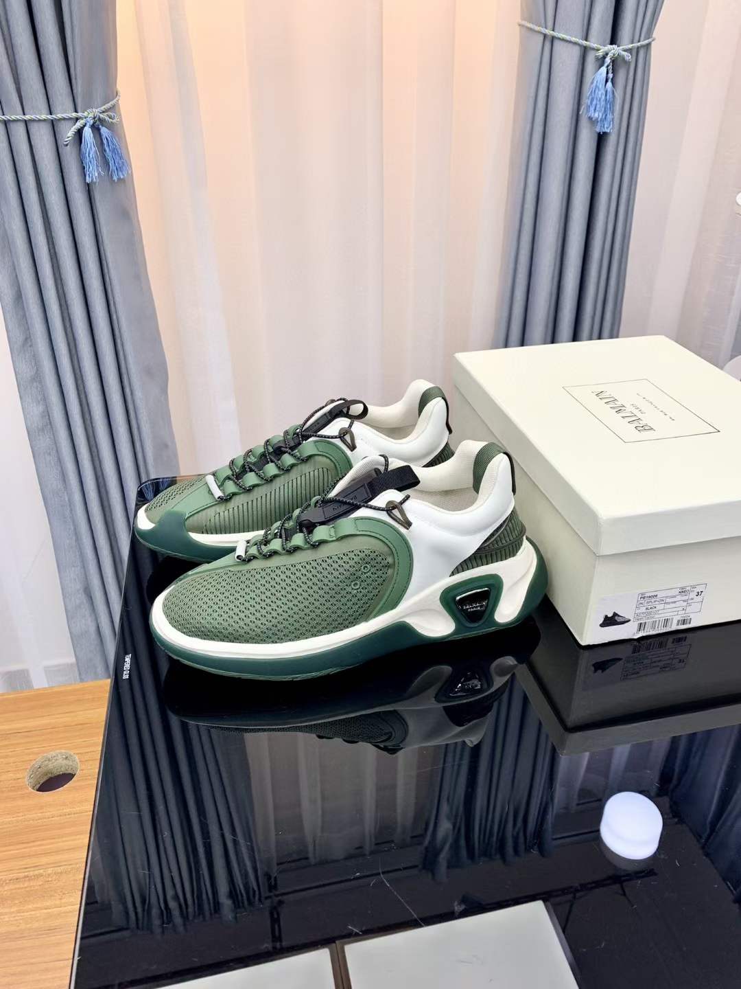 Men Women B*almain Top Sneakers