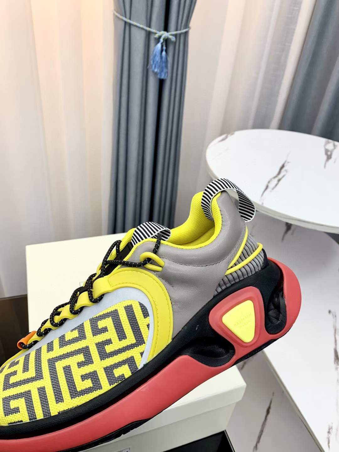 Men Women B*almain Top Sneakers