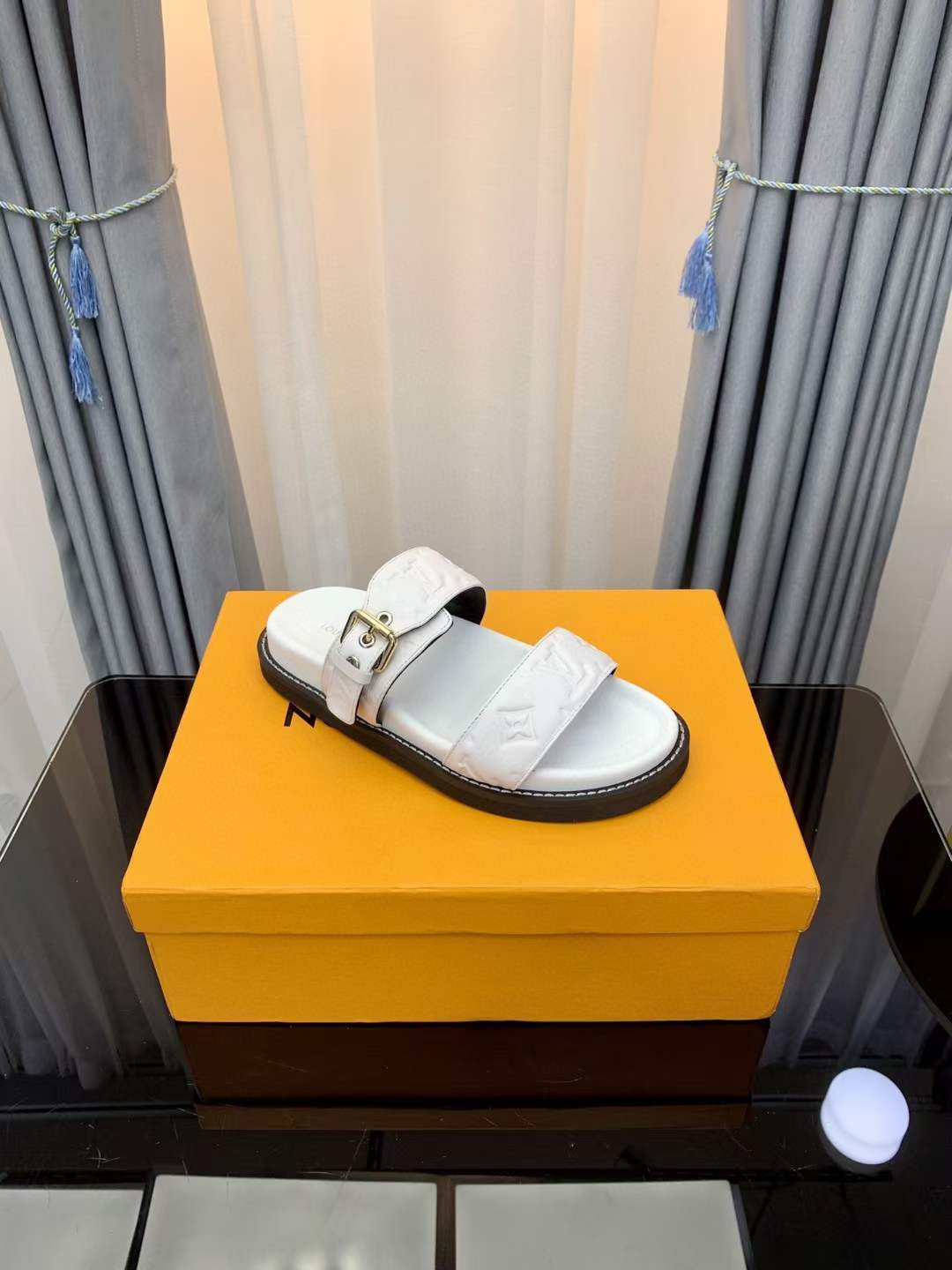 Copy Women Men L*ouis V*uitton Top Slippers