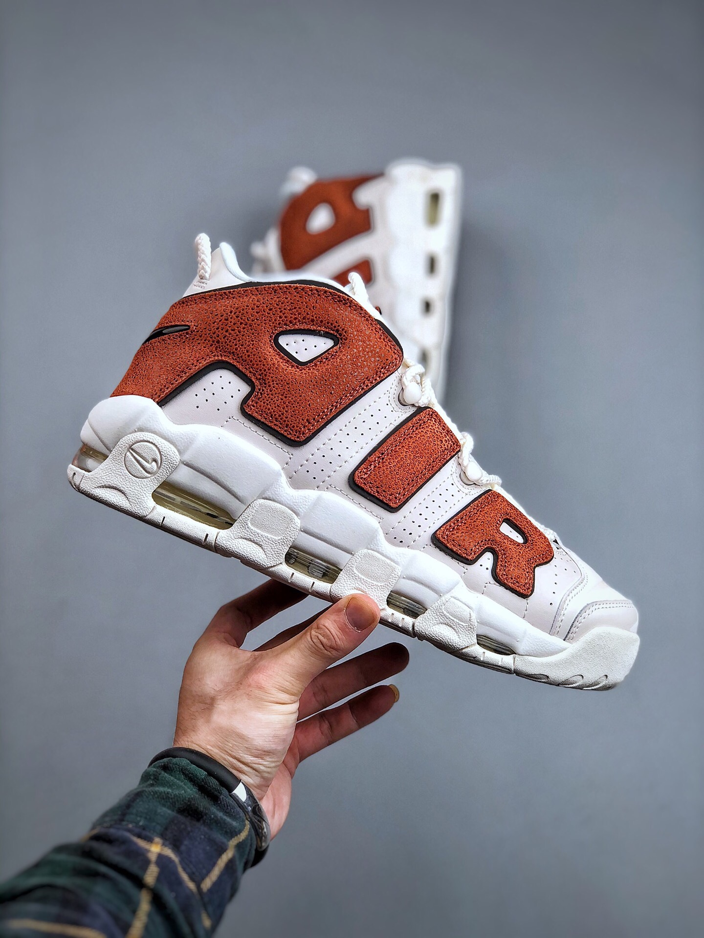 Nike air more uptempo 96