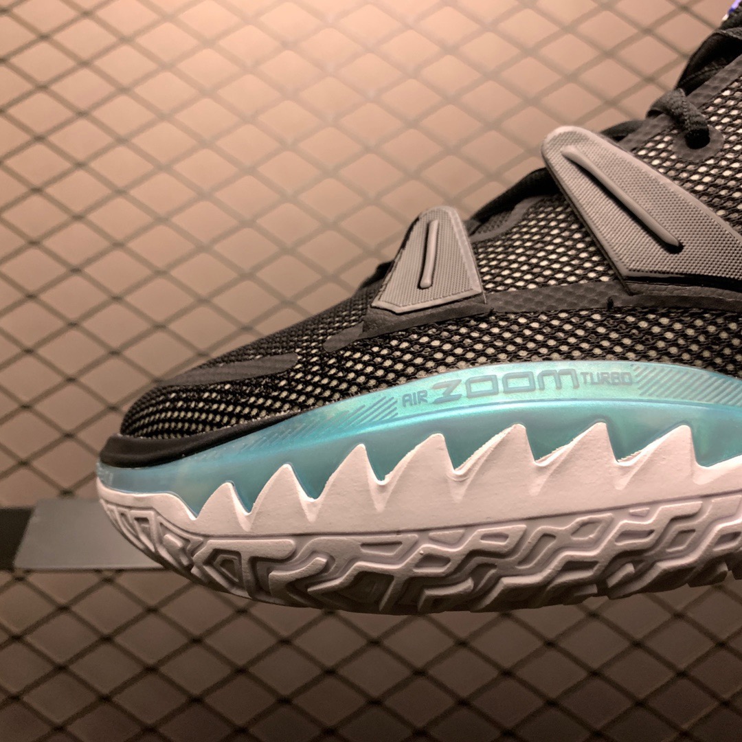 NIKE Kyrie 7 CQ9327-002