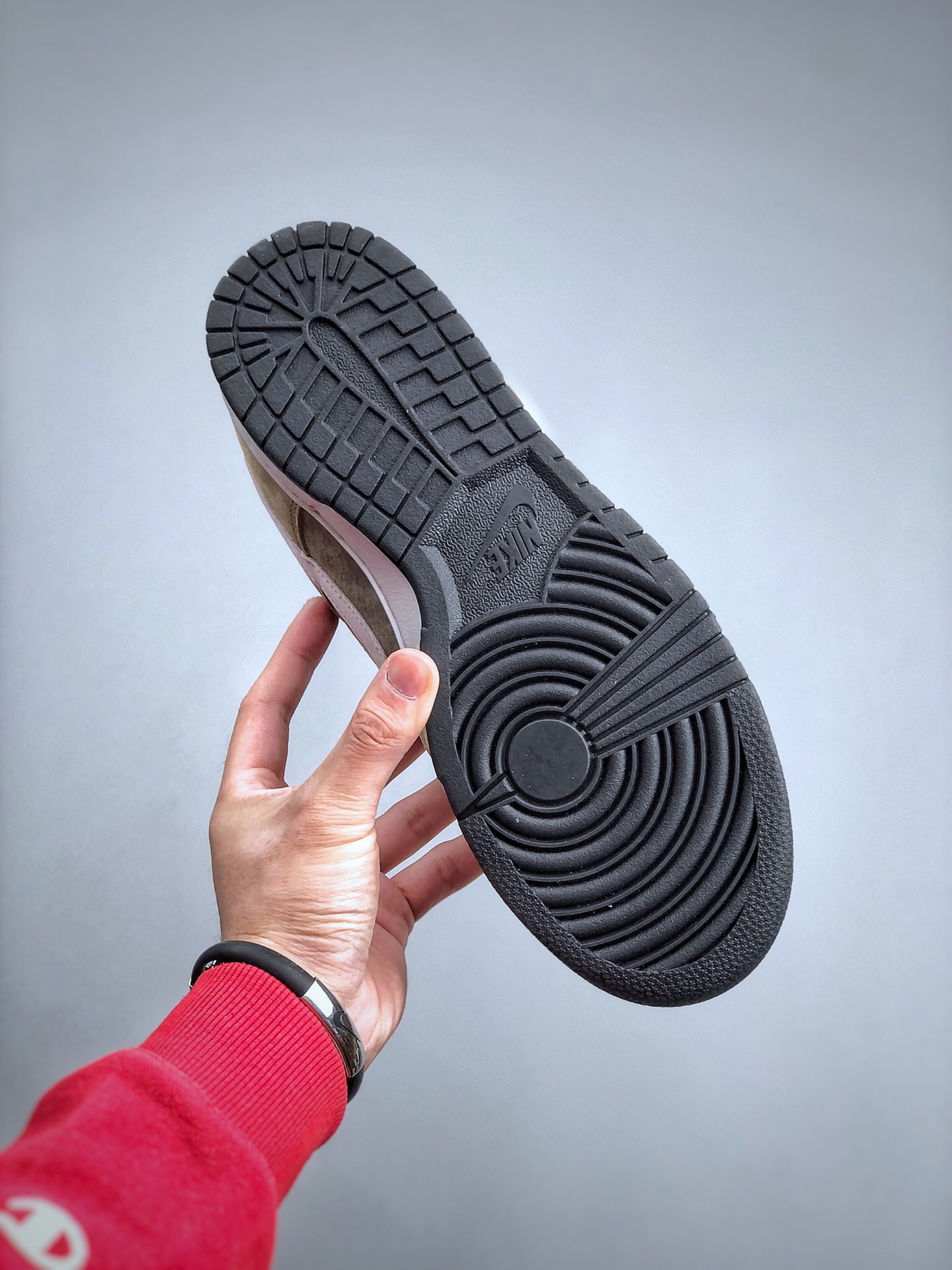 WTVUA x Nike dunk SB Low