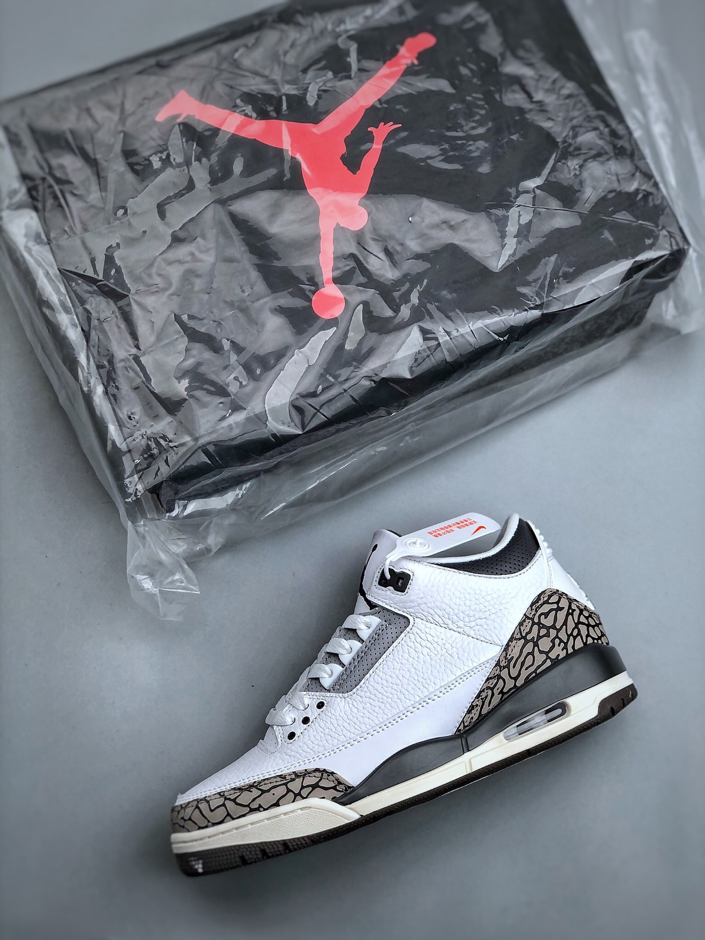 NIKE Air Jordan 3