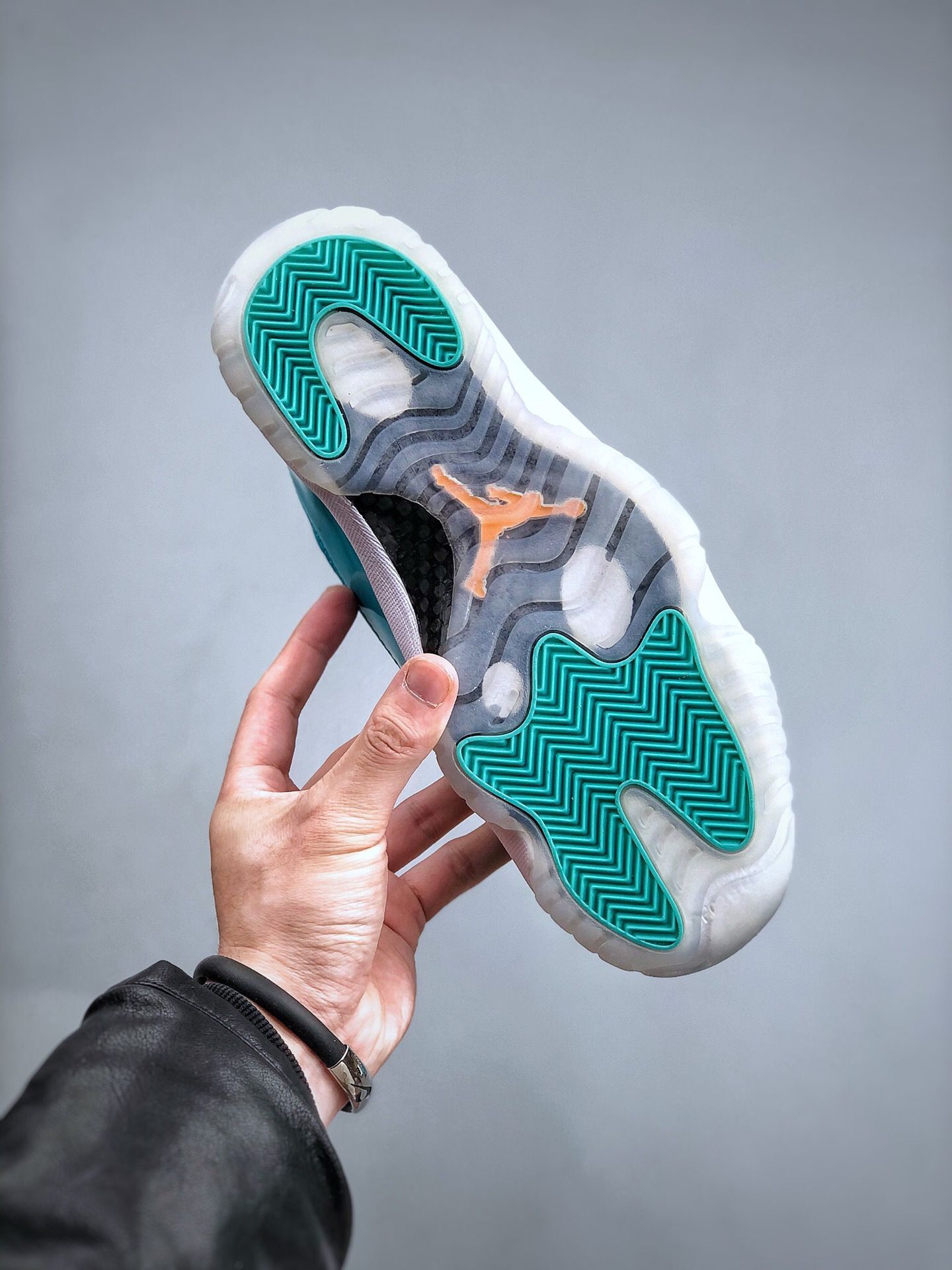 Air Jordan 11 retro south coast at7802-116 （）