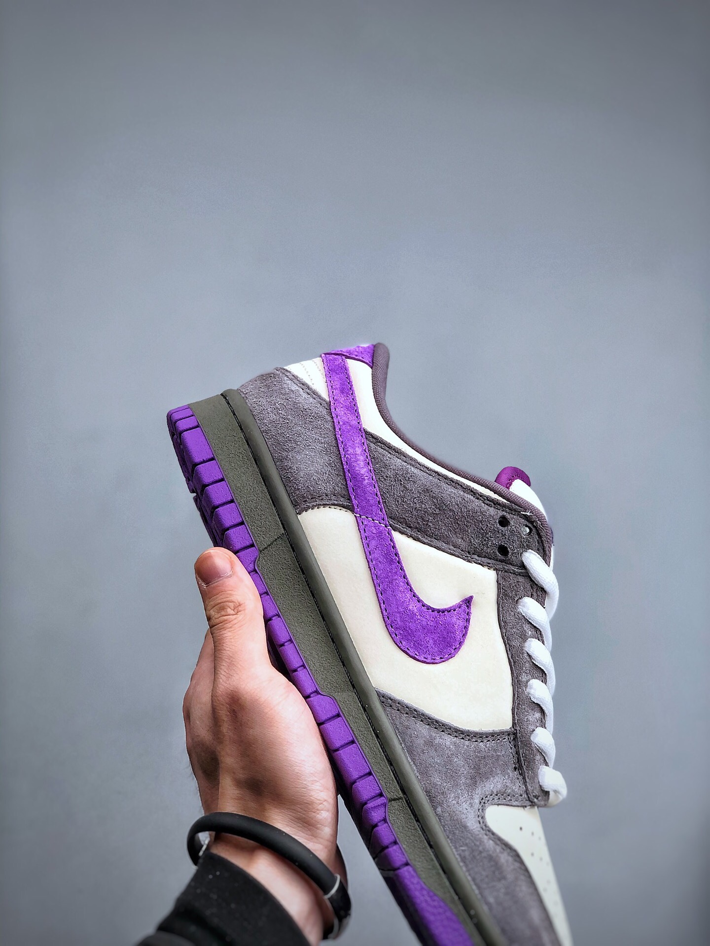 Nike SB Dunk low purple pigeon