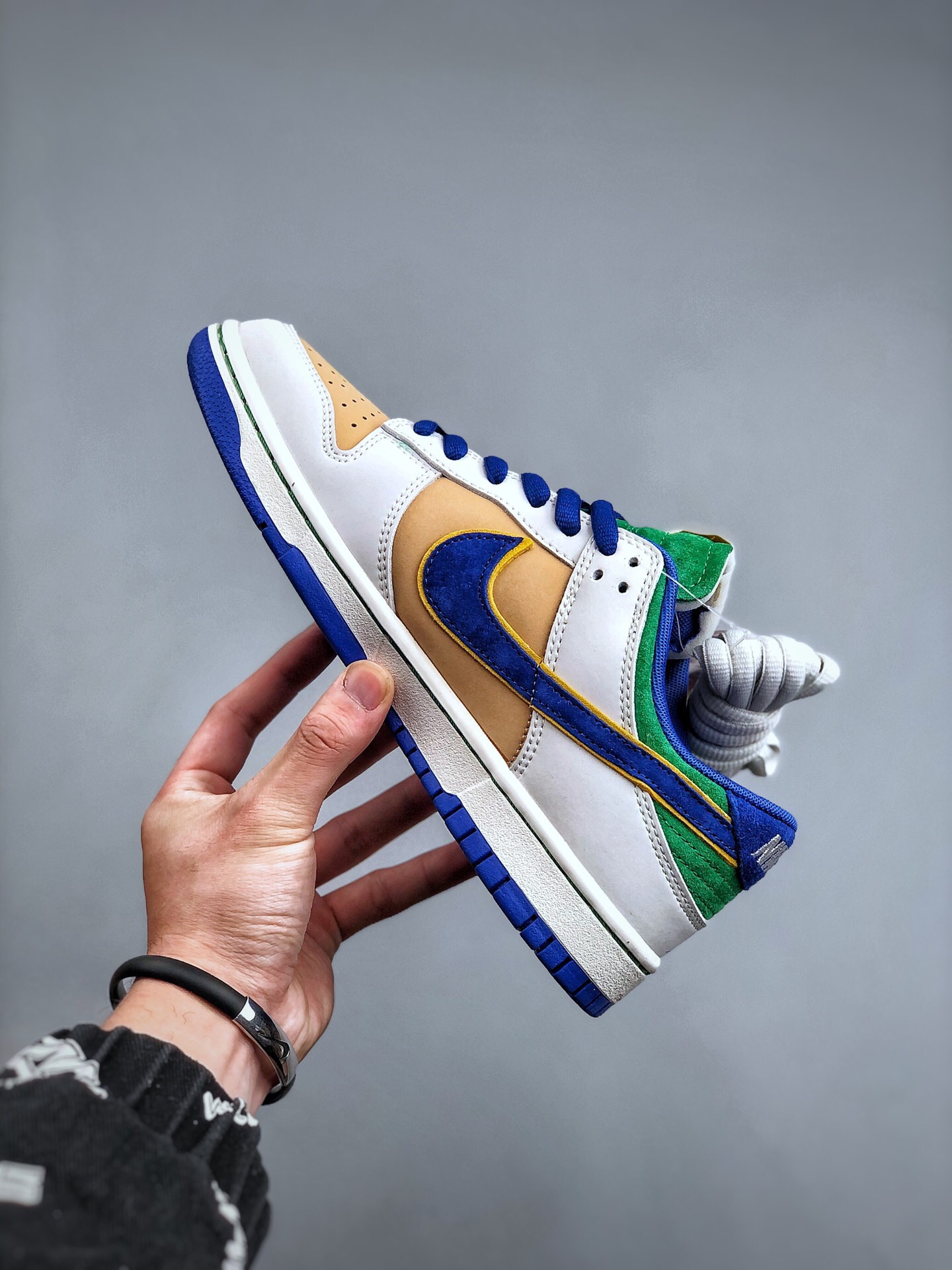 Nike SB Dunk Low