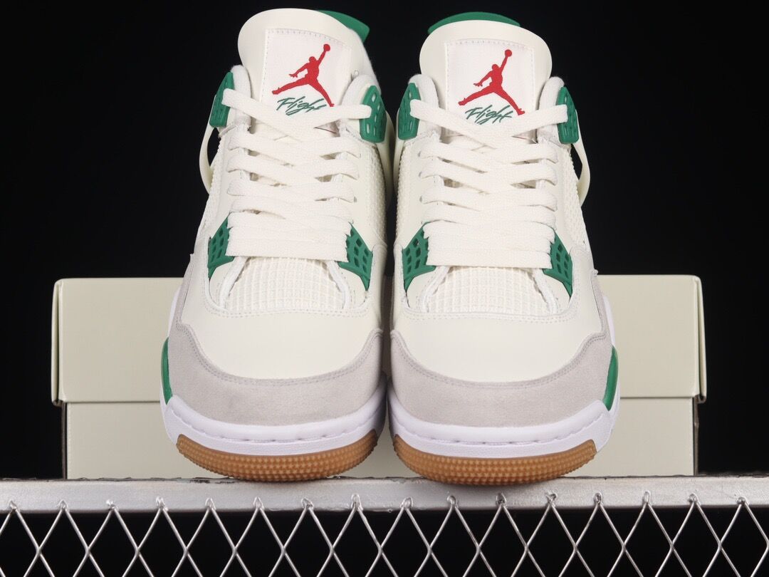 Nike Air Jordan 4 aj4  Pine Green