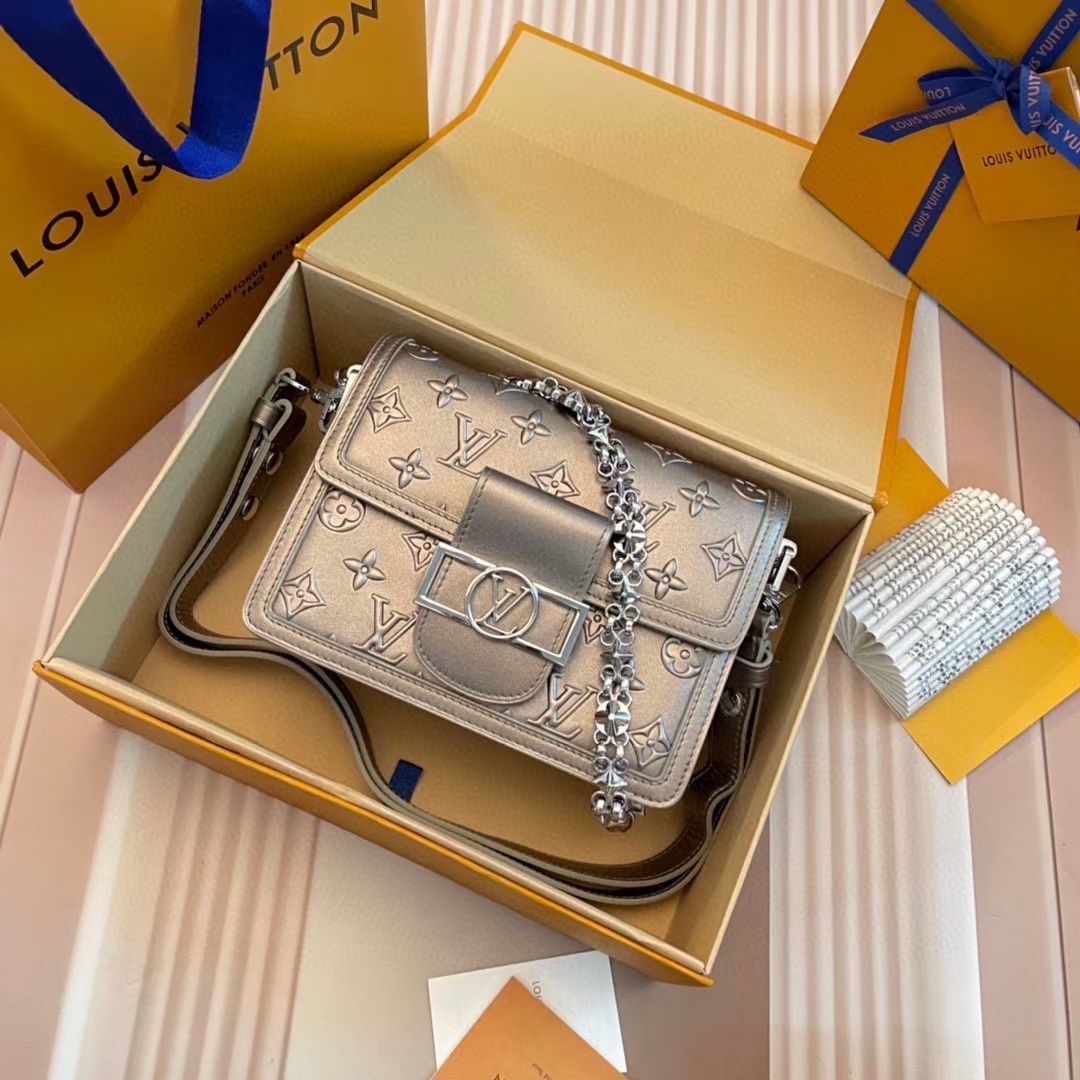 L*ouis V*uitton M21740 Top Bag