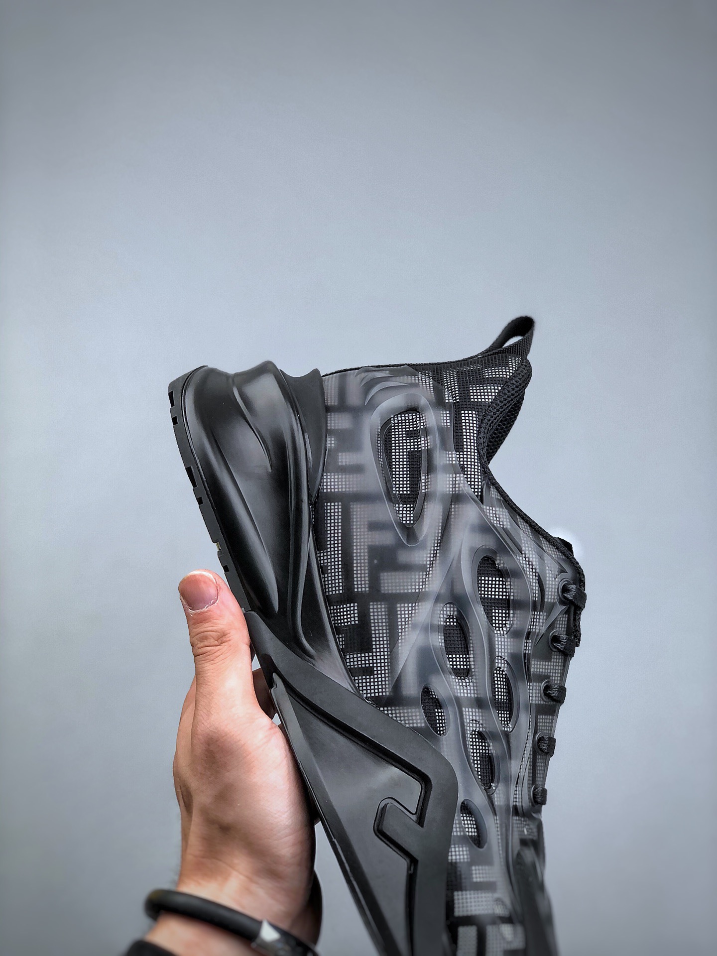 Men F*endi Top Sneaker （ ）