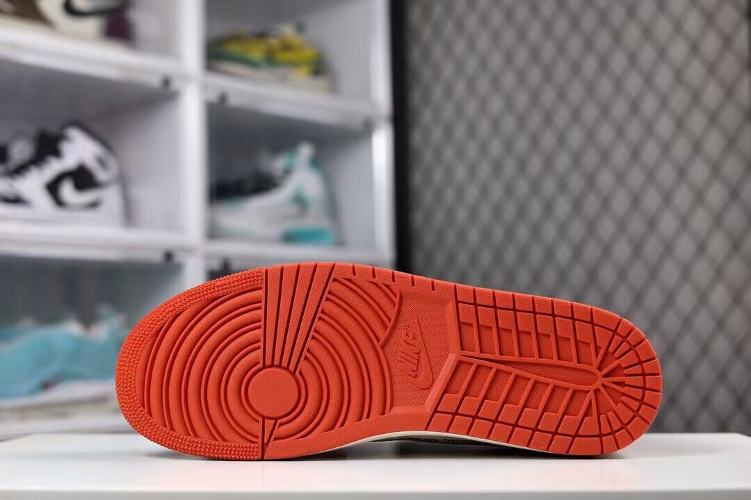 O*ff-W*hite x Air Jordan 1 Low OG GOAT LOWS AJ1