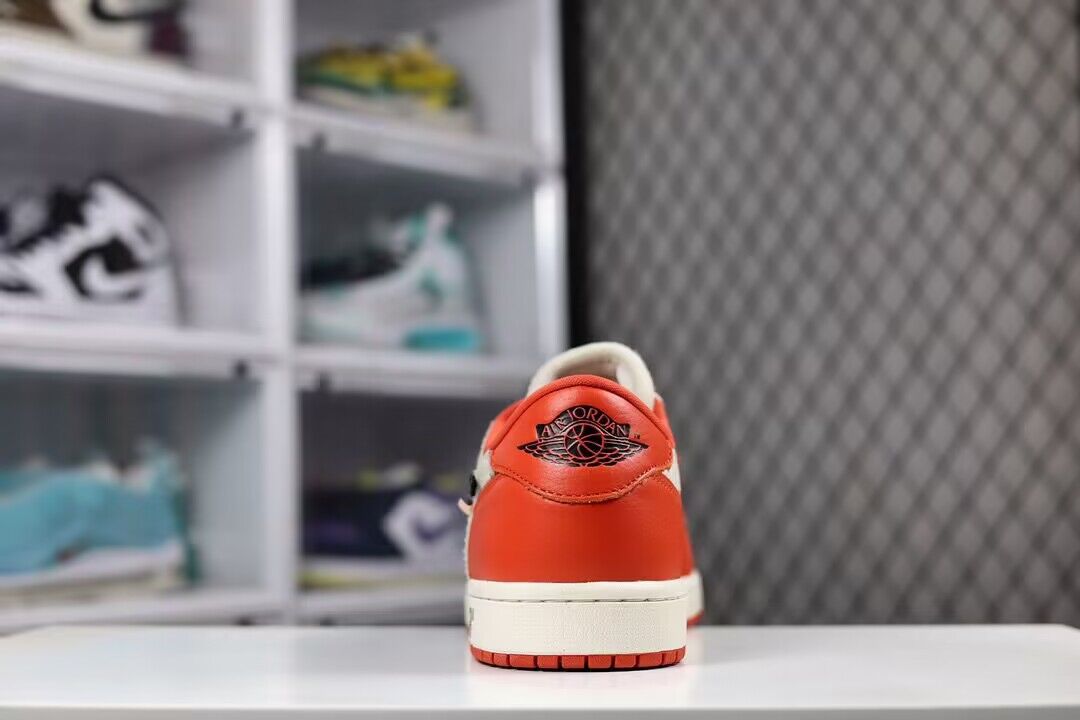 O*ff-W*hite x Air Jordan 1 Low OG GOAT LOWS AJ1