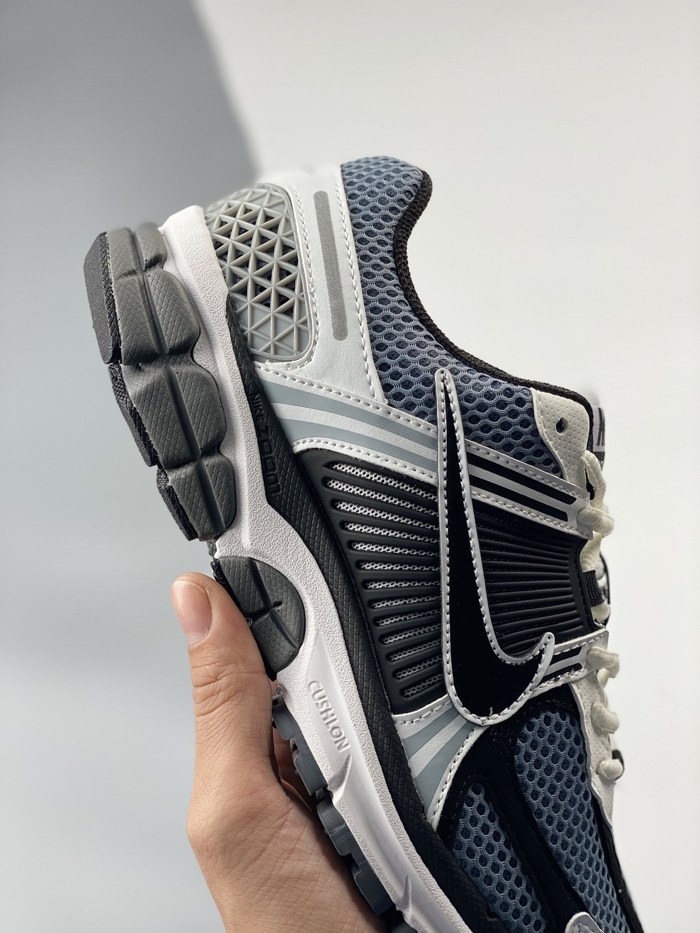 Nike Zoom Vomero 5 SP