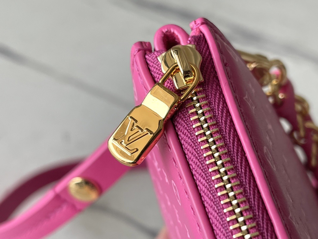 L*ouis V*uitton Top Bag