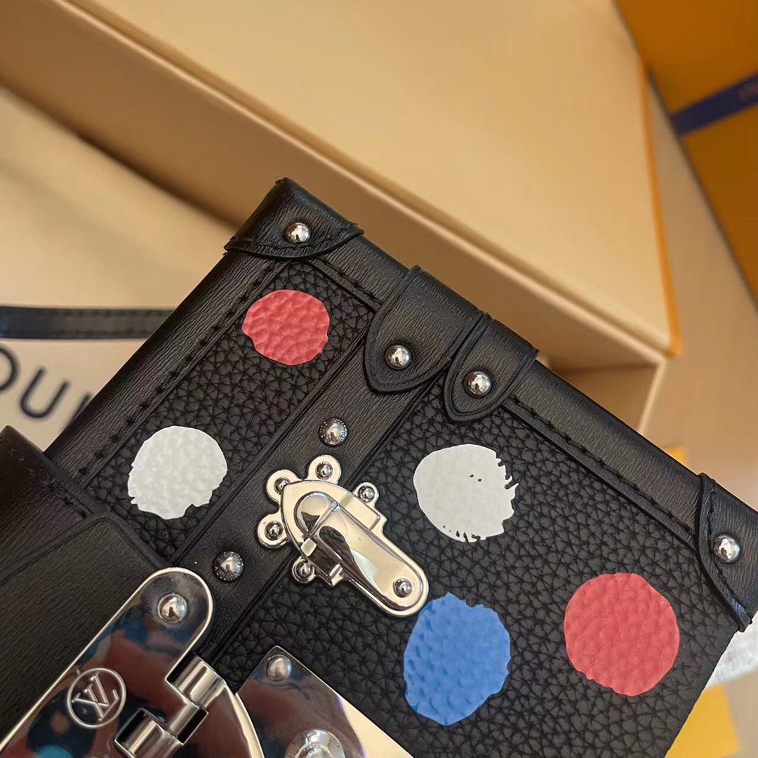 L*ouis V*uitton Top Bag