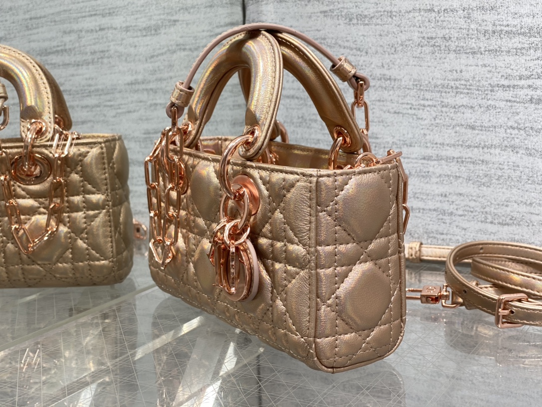 D*ior Bag Top Quality