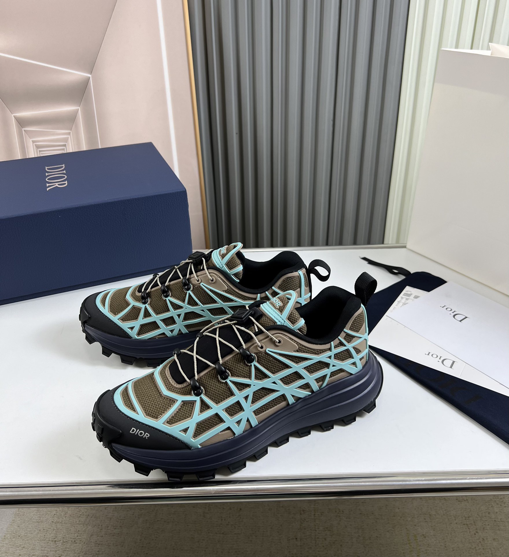 Men D*ior Top Sneakers