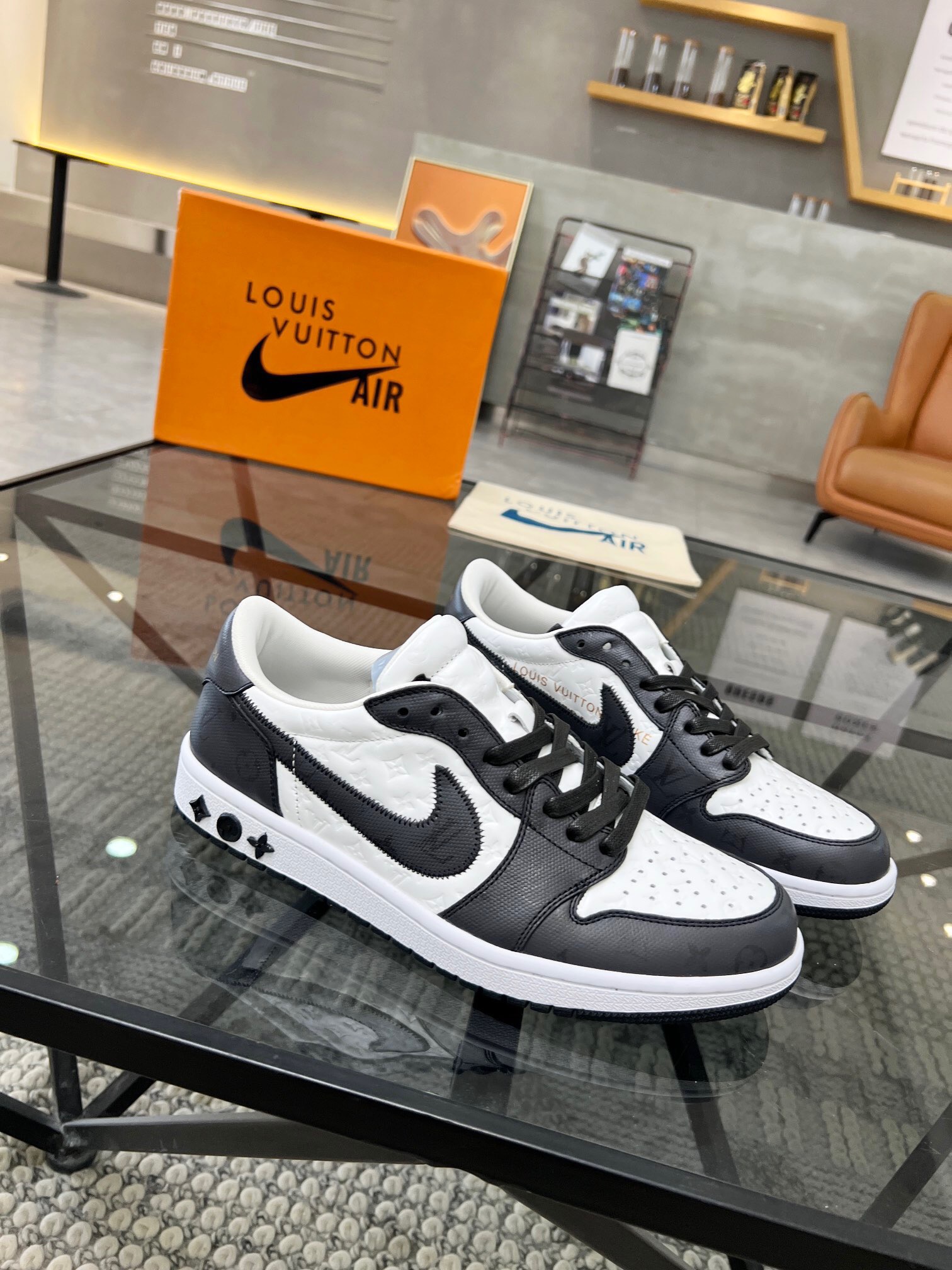 Men L*ouis V*uitton x NIKE Sneakers Maikesneakers