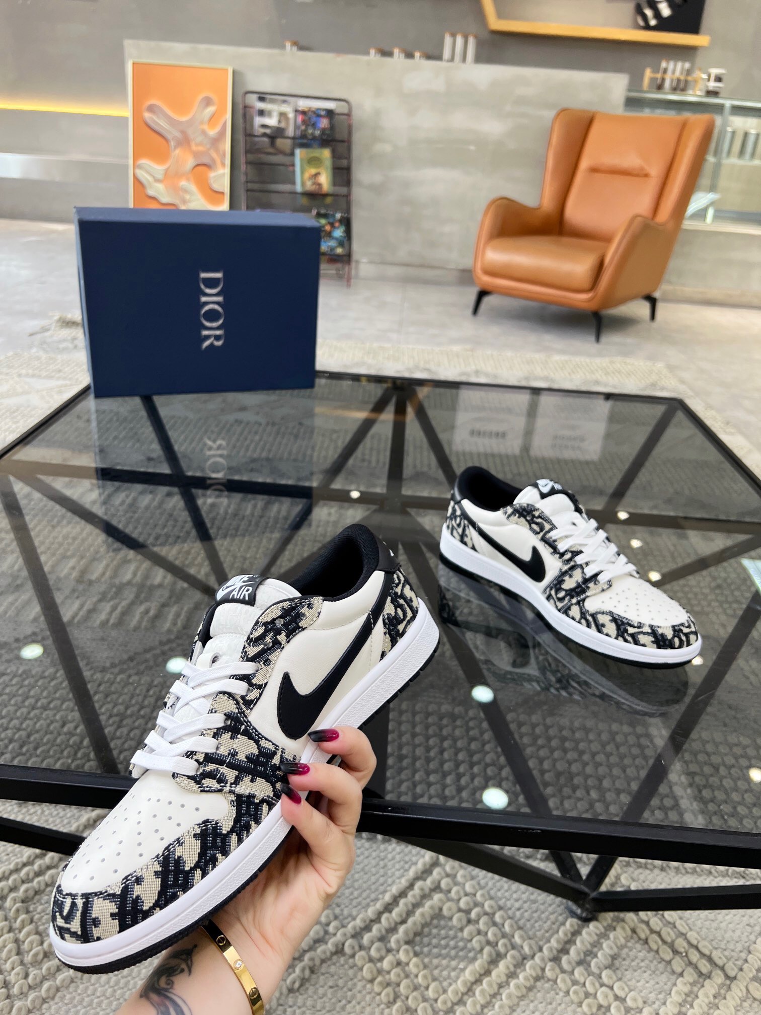 Men D*ior Top Sneakers