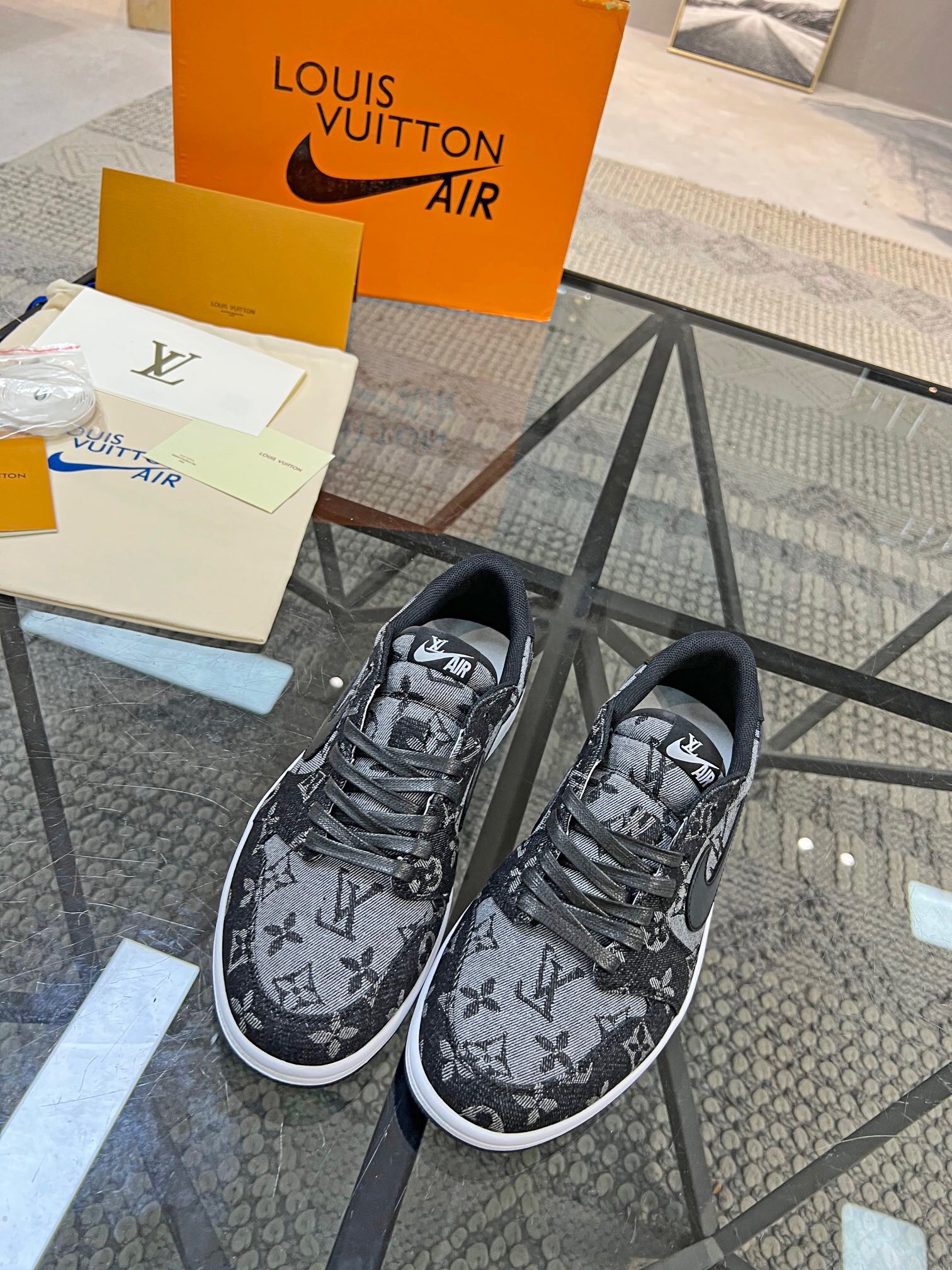 Men L*ouis V*uitton x NIKE Sneakers Maikesneakers