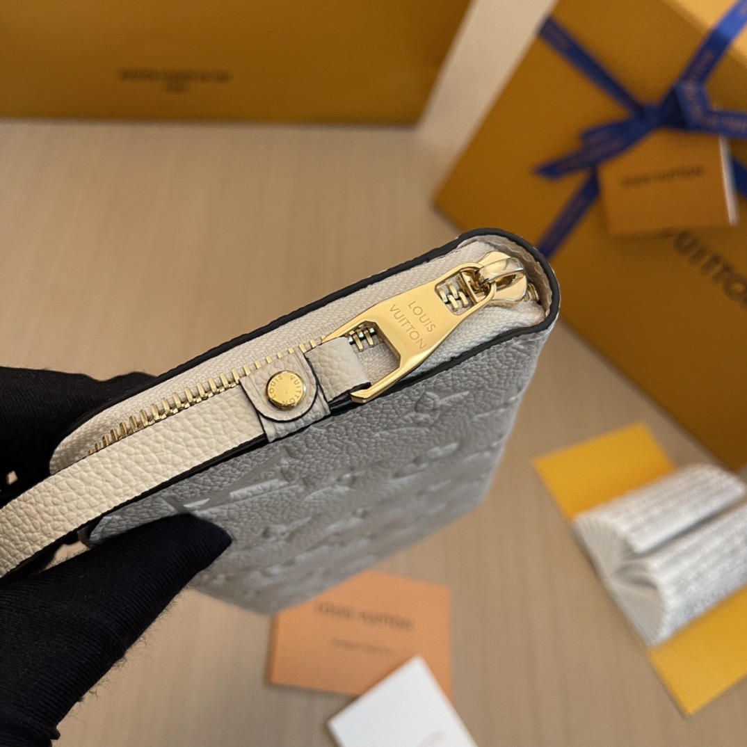 L*ouis V*uitton Top Bag