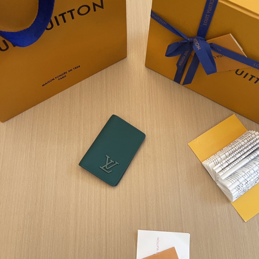 L*ouis V*uitton Top Bag