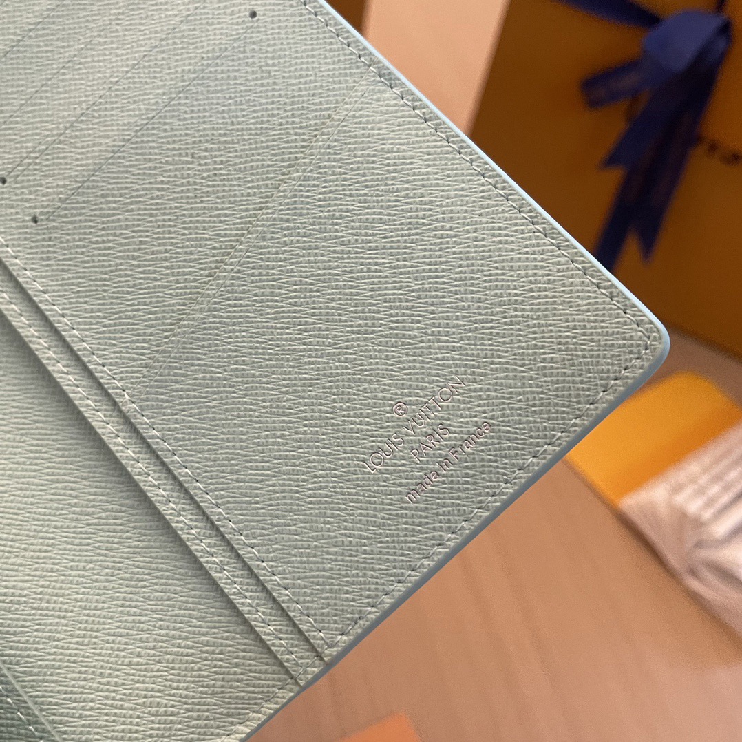 L*ouis V*uitton Top Bag